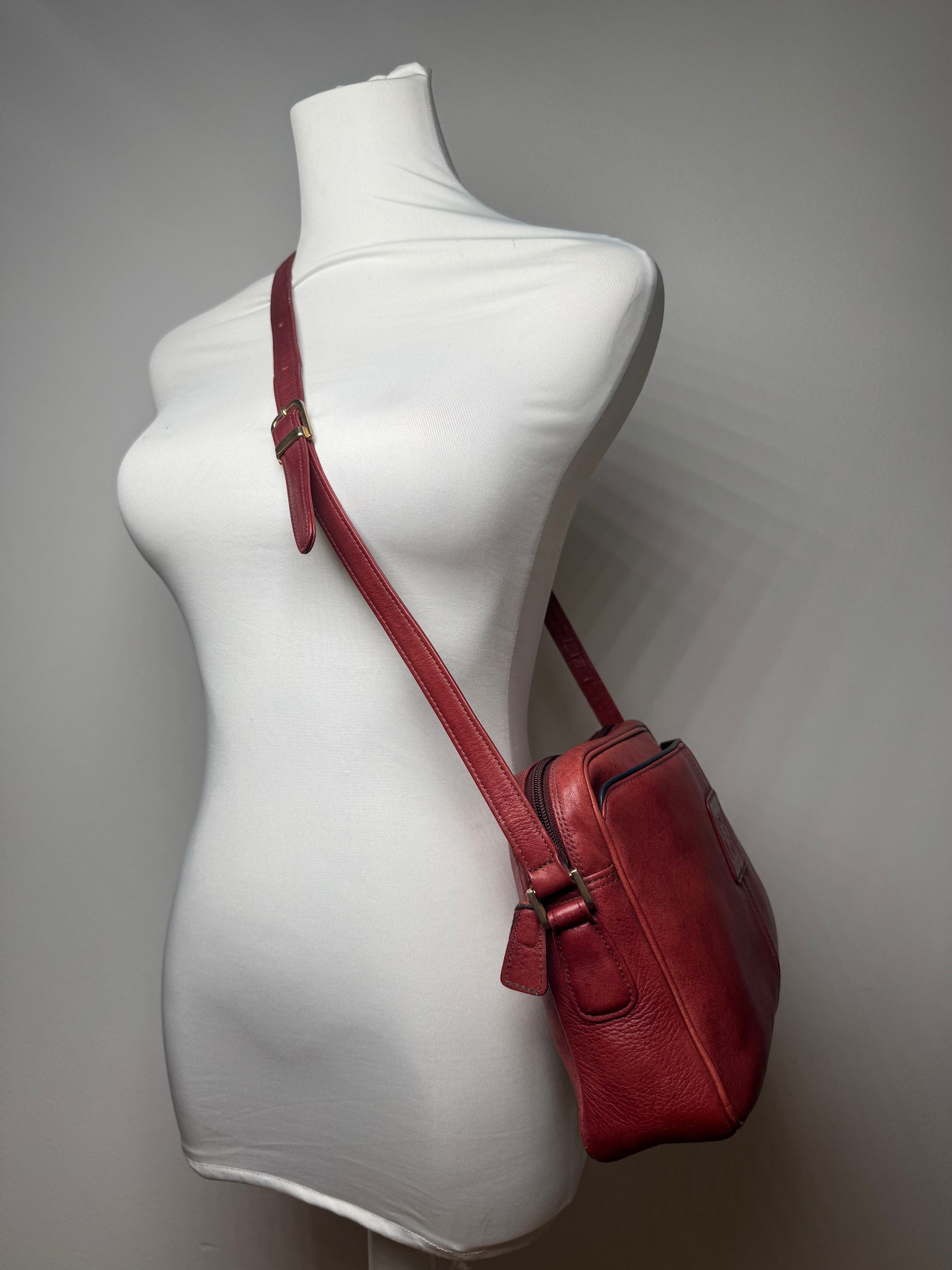 Givenchy Vintage Leather Bag Red Size ONE SIZE - 9 Thumbnail
