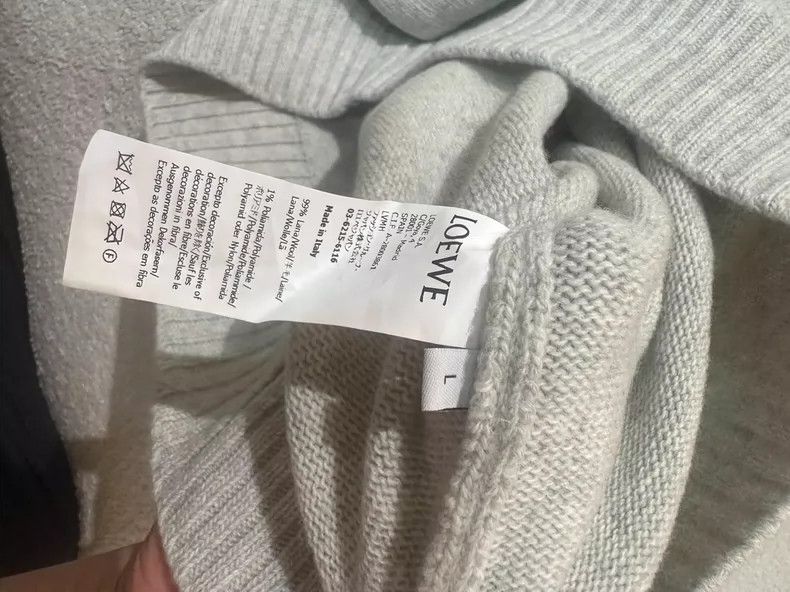 Loewe Loewe Women's Wool Sweater L - dmc Size US L / EU 52-54 / 3 - 3 Thumbnail