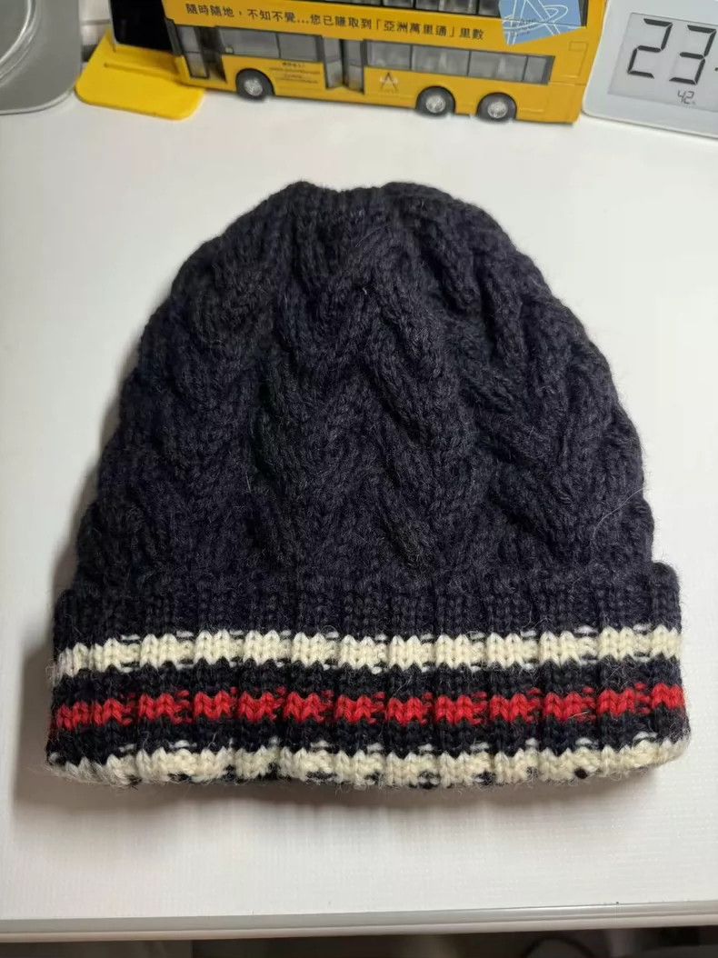 Thom Browne Thom Browne Pure Wool Cable Knit Beanie - dmc Size ONE SIZE - 2 Thumbnail