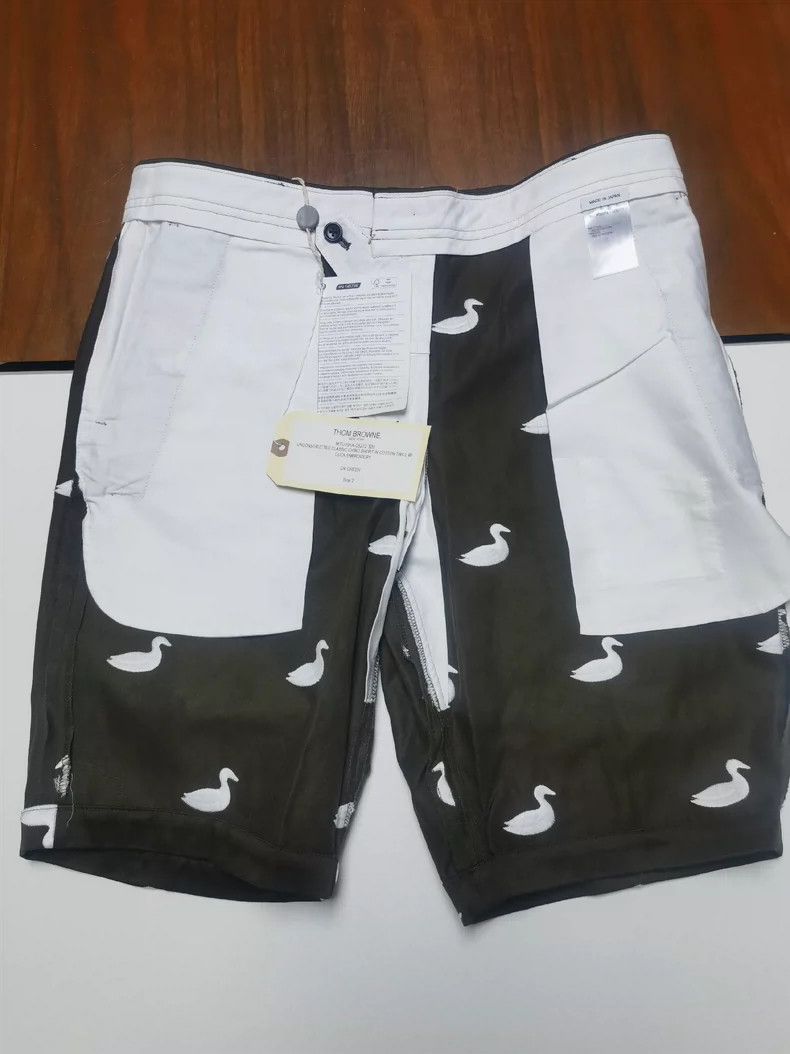 Thom Browne Thom Browne Duck Embroidery Shorts - dmc Size US 30 / EU 46 - 7 Thumbnail
