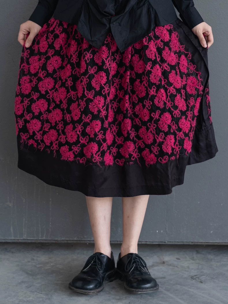 Comme des Garcons COMME des GARCONS Wool Flower Skirt - dmc Size US 28 / EU 44 - 3 Thumbnail