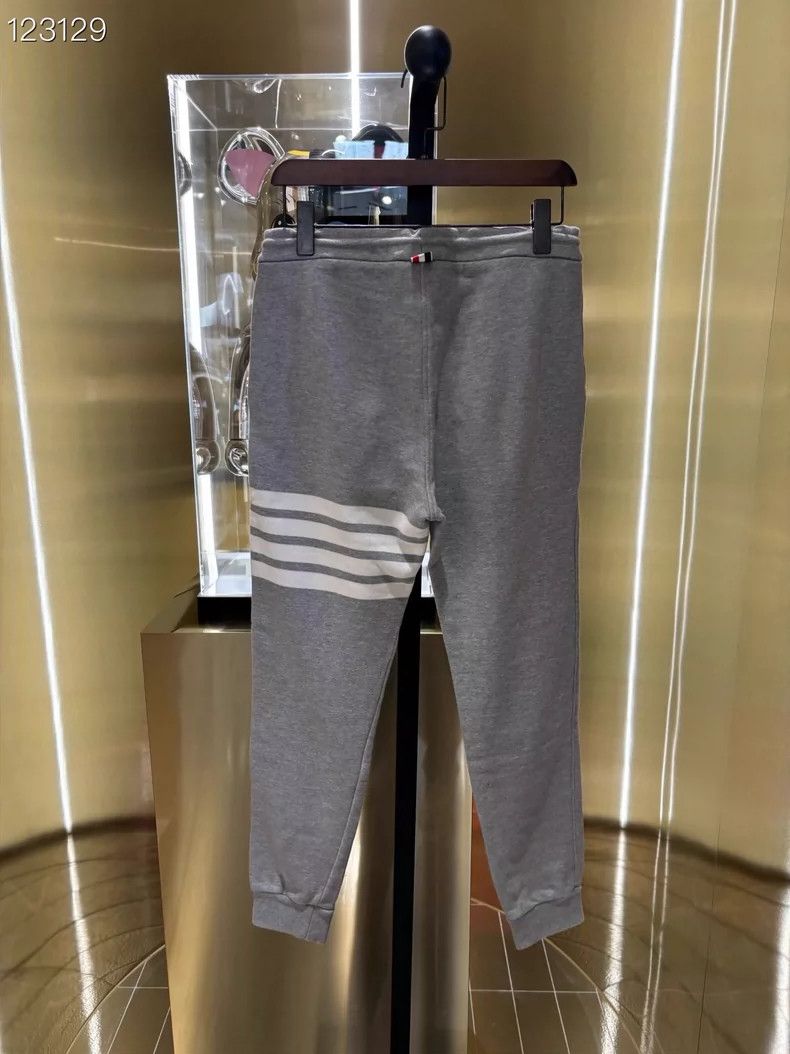 Thom Browne Gray Four-Stripe Casual Sweatpants - dmc Size US 31 - 2 Thumbnail