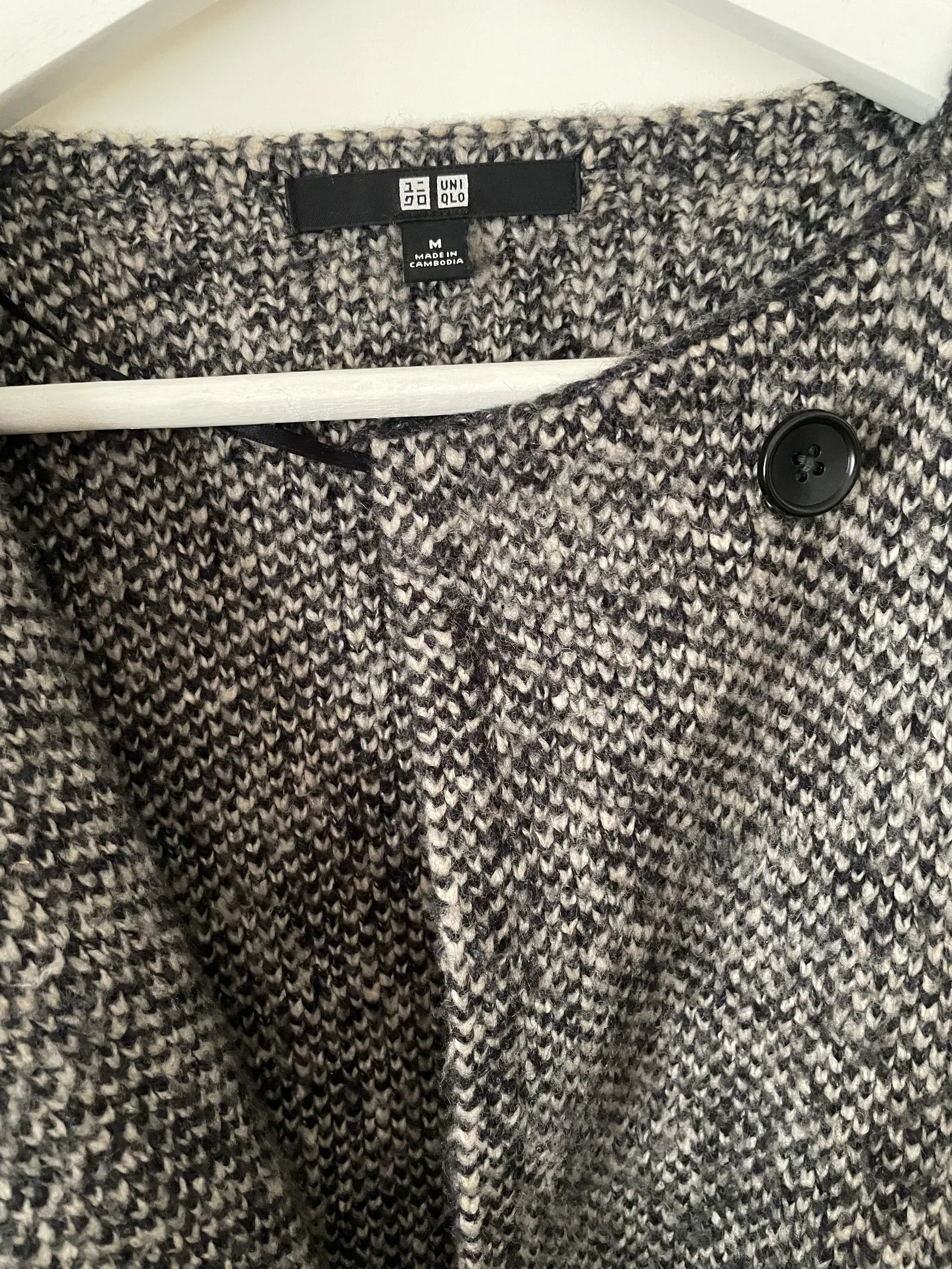 Uniqlo Uniqlo Cardigan Size M / US 6-8 / IT 42-44 - 2 Thumbnail