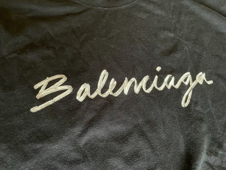 Balenciaga Balenciaga Oversized Distressed Short Sleeve Tee-yf Size US M / EU 48-50 / 2 - 3 Thumbnail