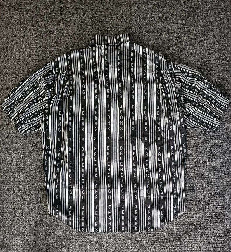 Balenciaga Balenciaga Oversize Short Sleeve Shirt-yf Size US M / EU 48-50 / 2 - 3 Thumbnail