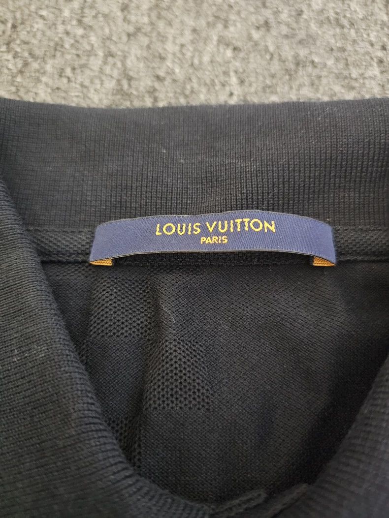 Louis Vuitton Louis Vuitton Men's Black Polo Shirt-yf Size US S / EU 44-46 / 1 - 4 Thumbnail
