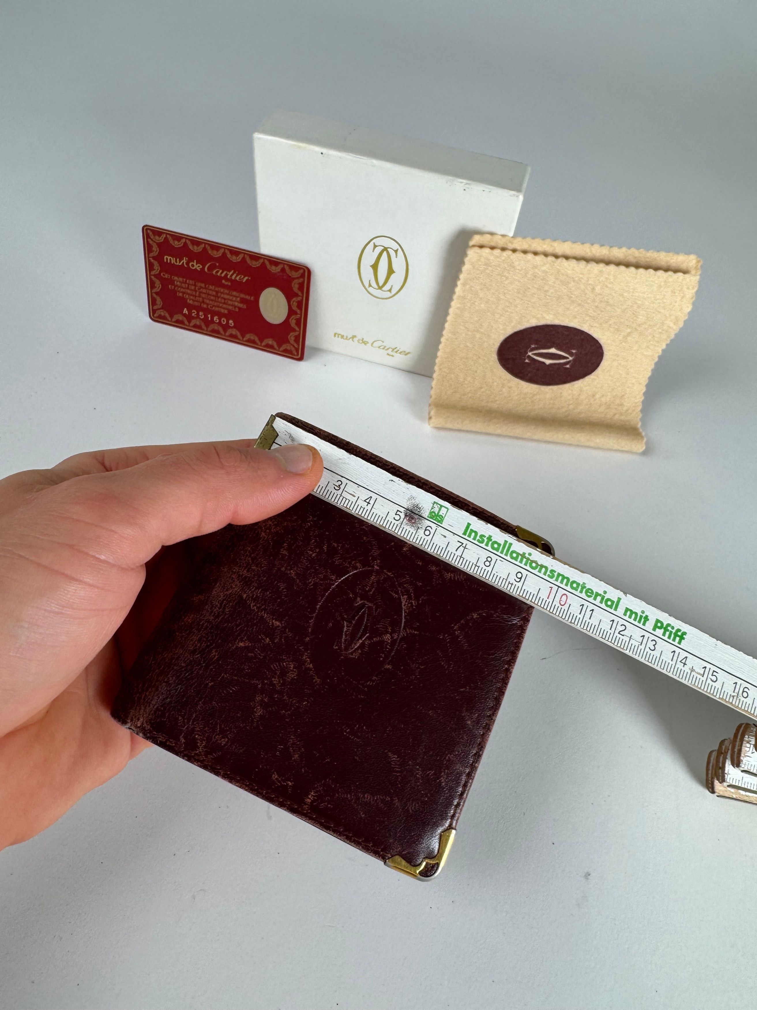 Other Vintage Cartier Leather Flap Wallet Burgundy Size ONE SIZE - 9 Thumbnail