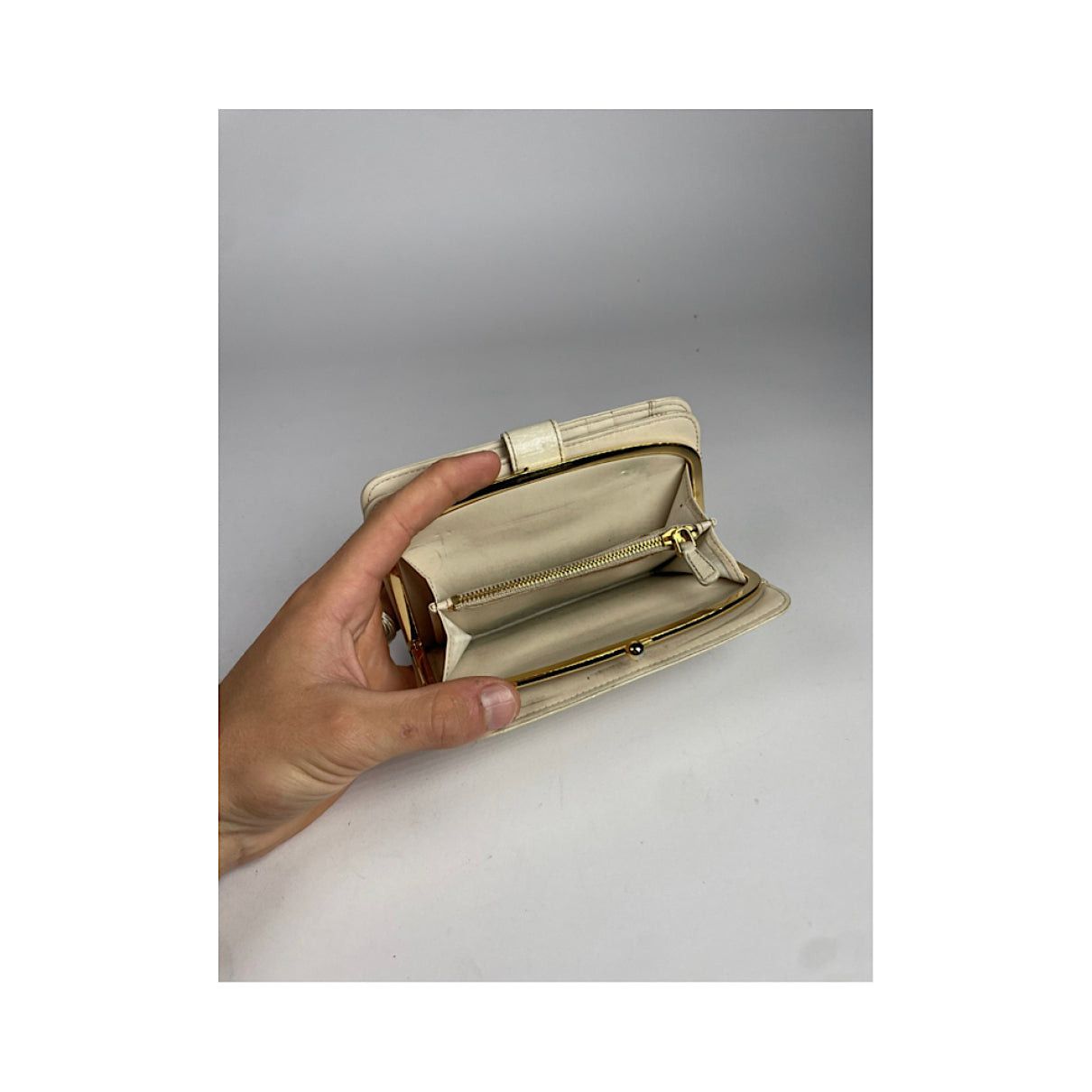 Miu Miu White Leather Wallet Size ONE SIZE - 3 Thumbnail