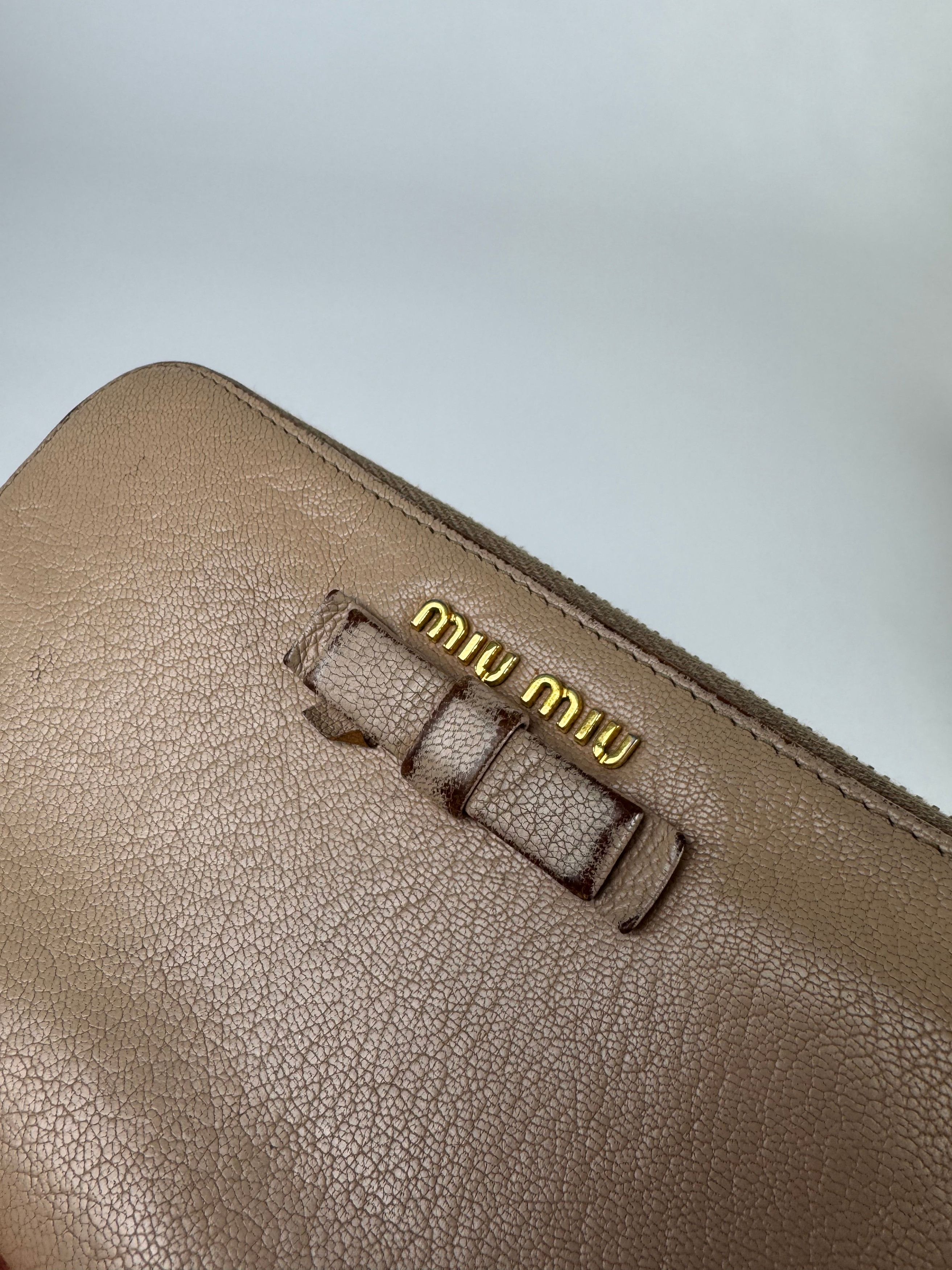 Miu Miu Vintage Leather Wallet Rose/beige Size ONE SIZE - 8 Thumbnail