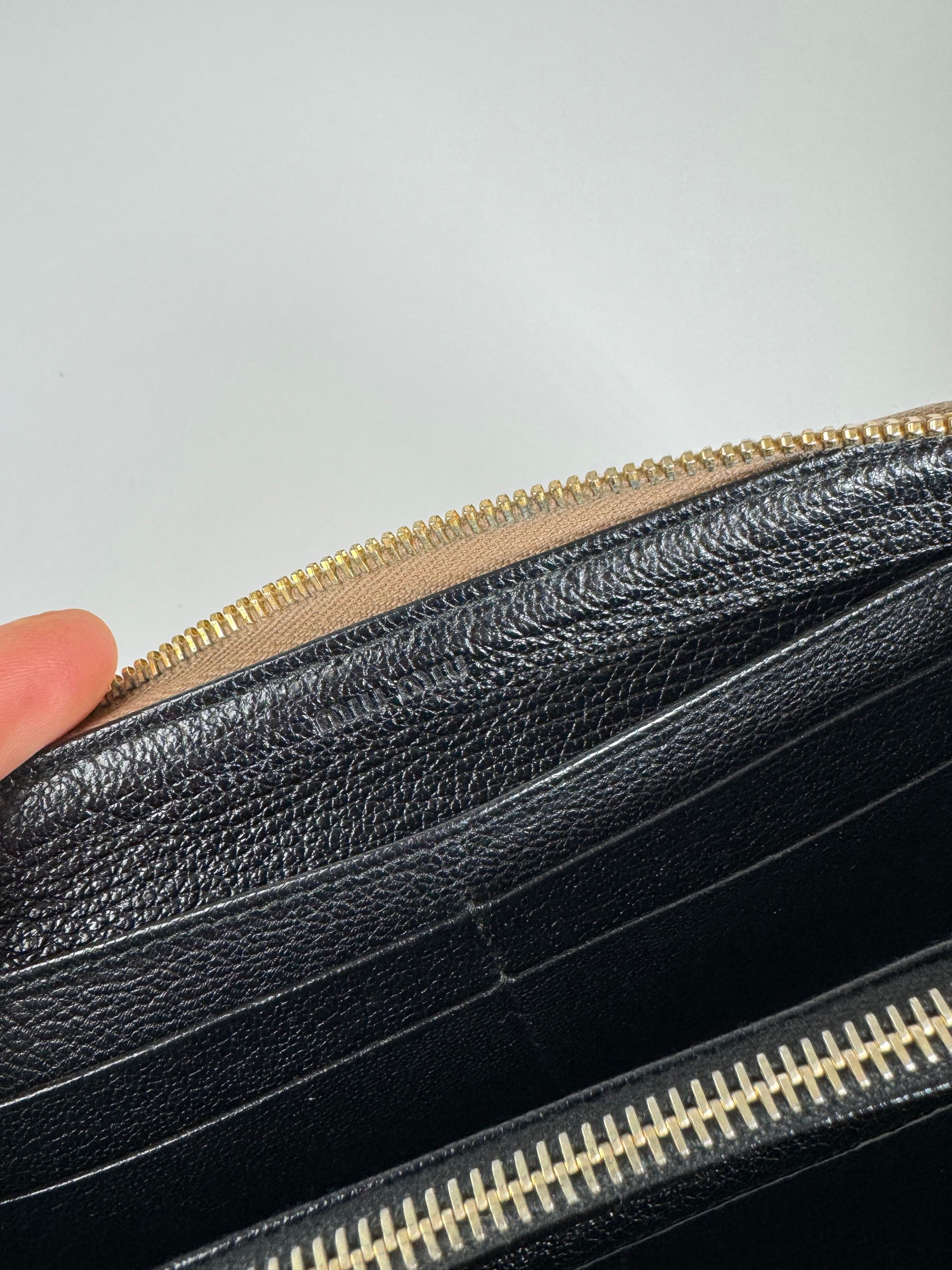 Miu Miu Vintage Leather Wallet Rose/beige Size ONE SIZE - 5 Thumbnail