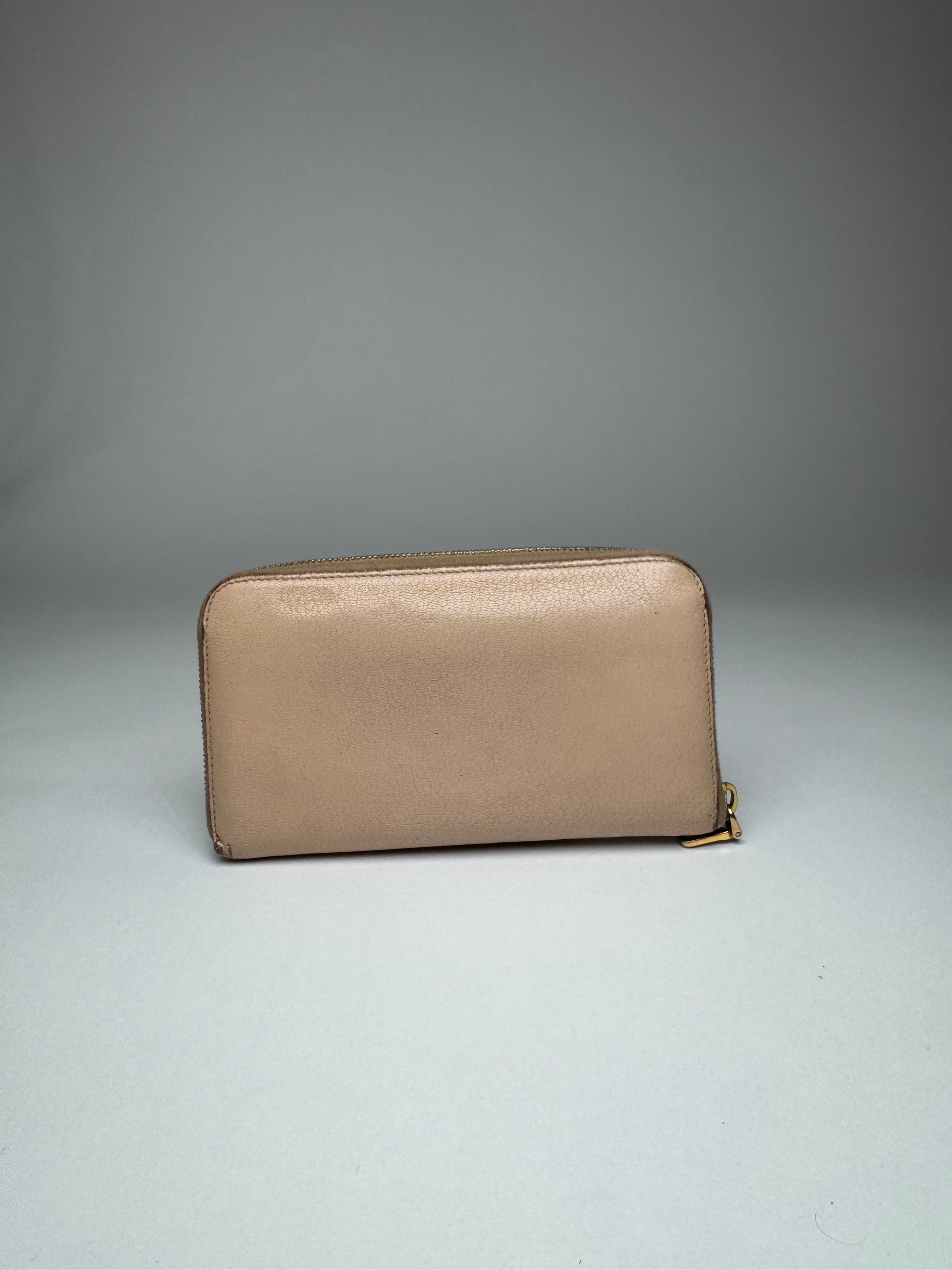 Miu Miu Vintage Leather Wallet Rose/beige Size ONE SIZE - 7 Thumbnail