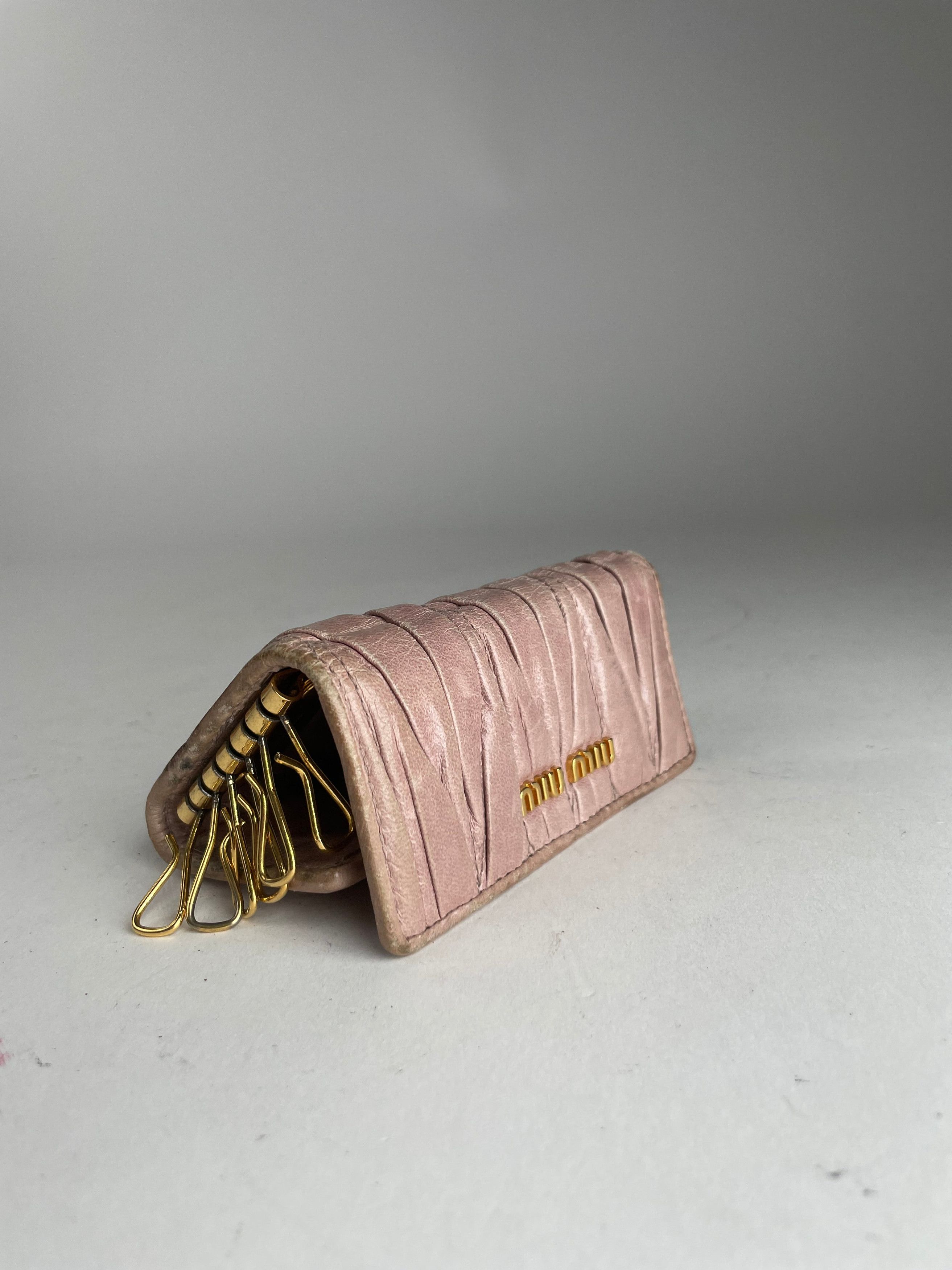 Miu Miu Vintage Metallasse leather Key Holder Rose Size ONE SIZE - 12 Thumbnail
