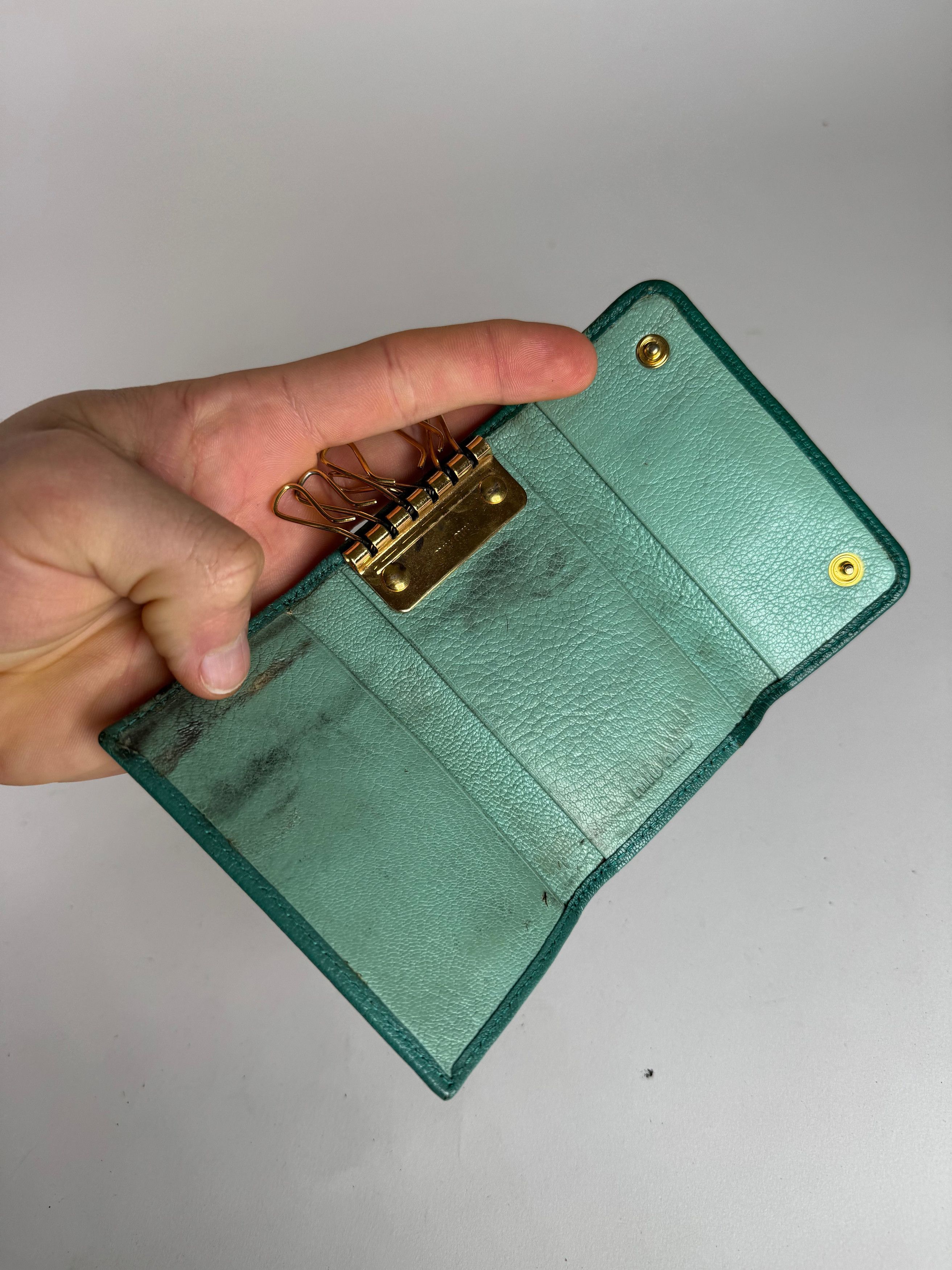 Miu Miu Vintage Leather Key Holder Green Size ONE SIZE - 7 Thumbnail