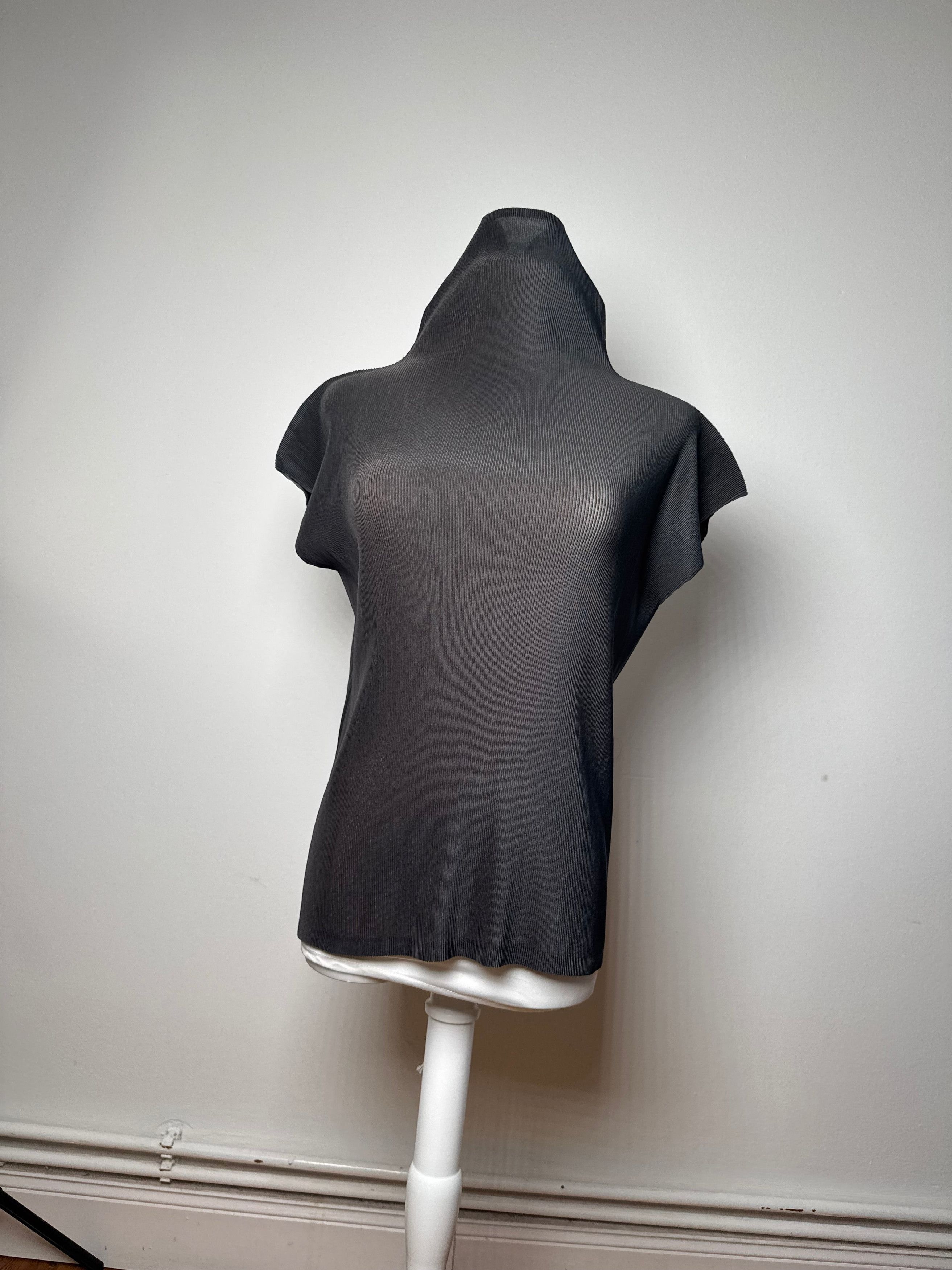 Other Vintage Pleats Please Plissee top Anthracite M Size S / US 4 / IT 40 - 8 Thumbnail