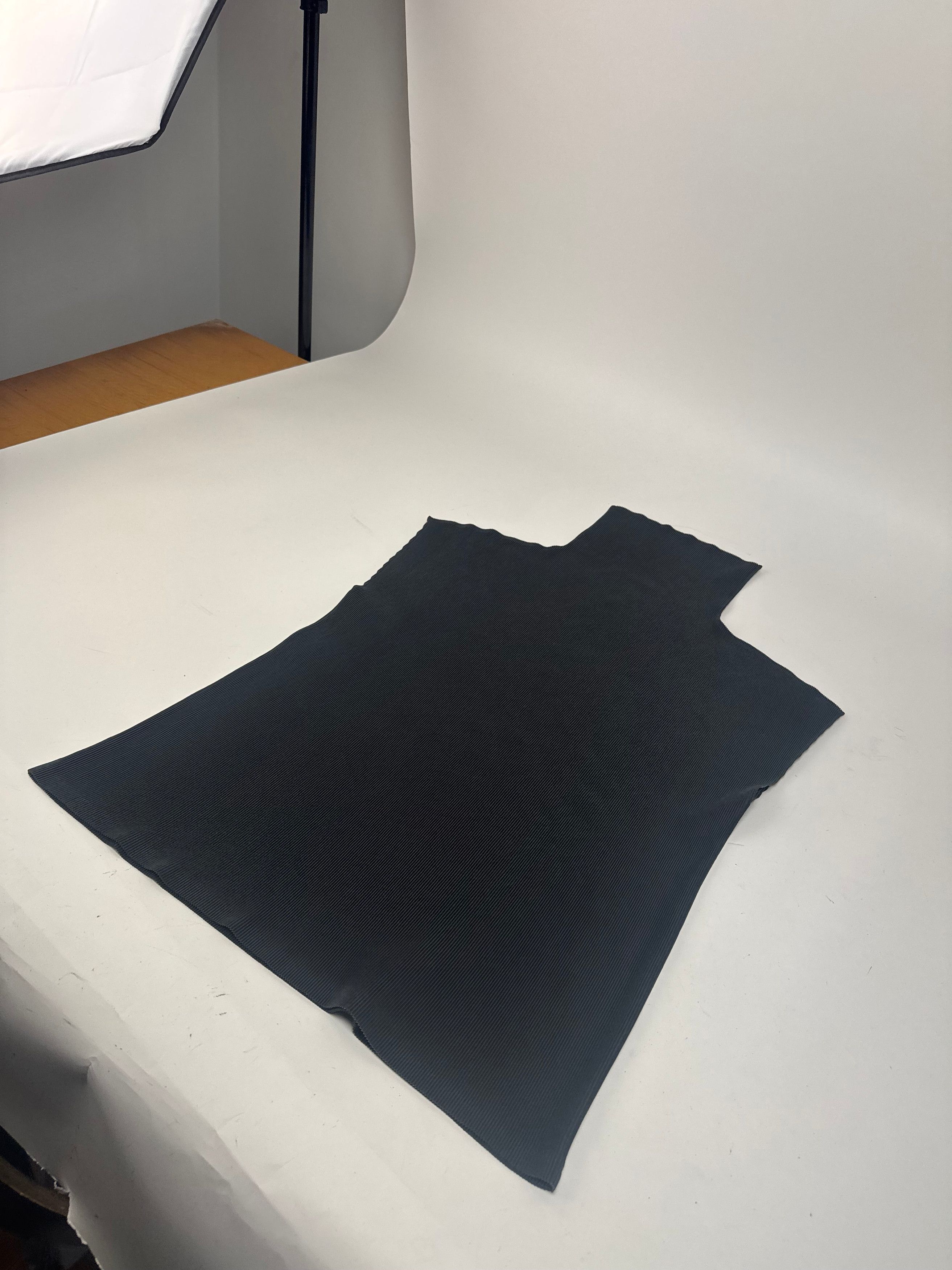Other Vintage Pleats Please Plissee top Anthracite M Size S / US 4 / IT 40 - 7 Thumbnail