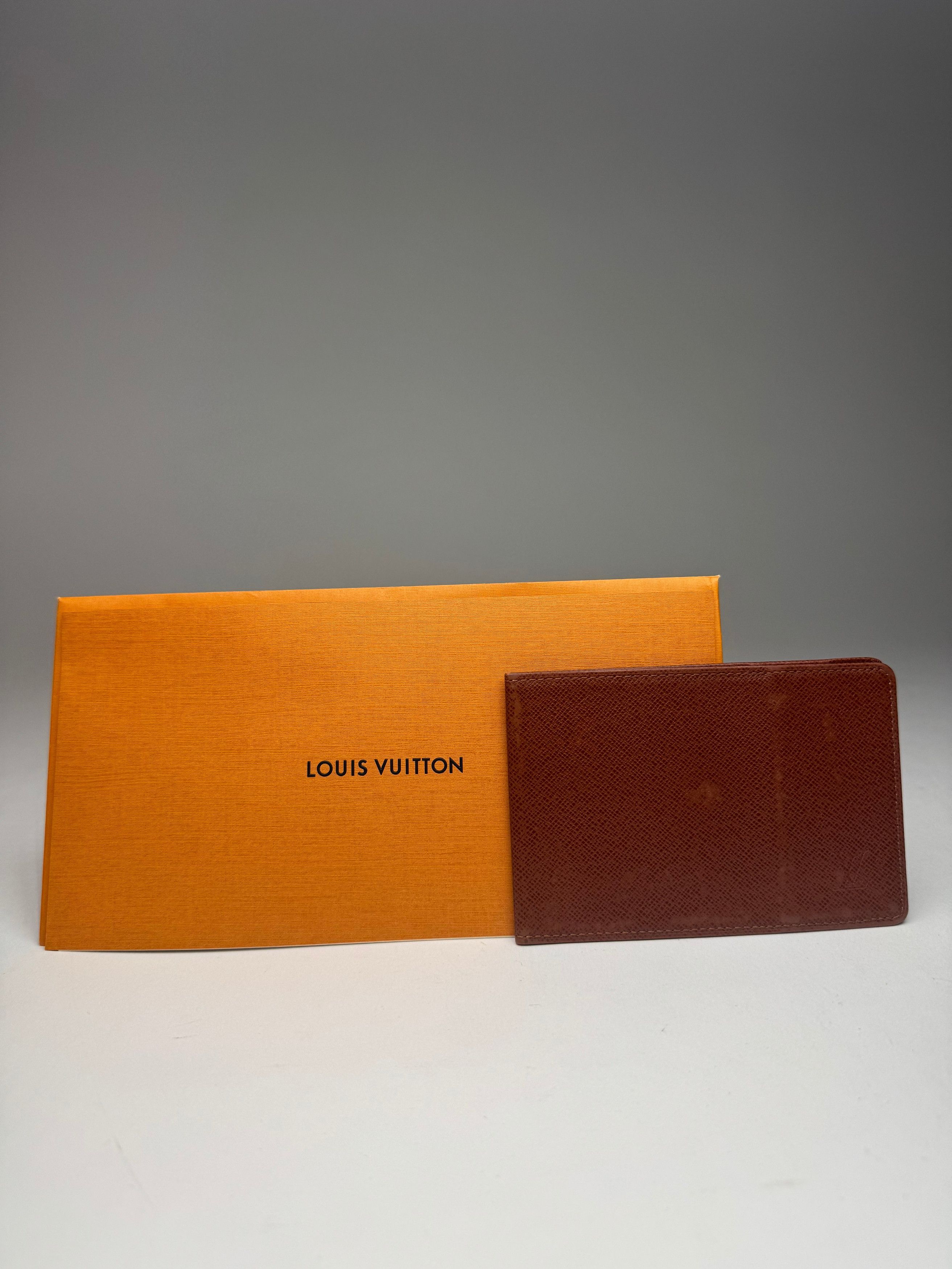 Louis Vuitton Vintage Leather Card Holder Brown Size ONE SIZE - 12 Thumbnail
