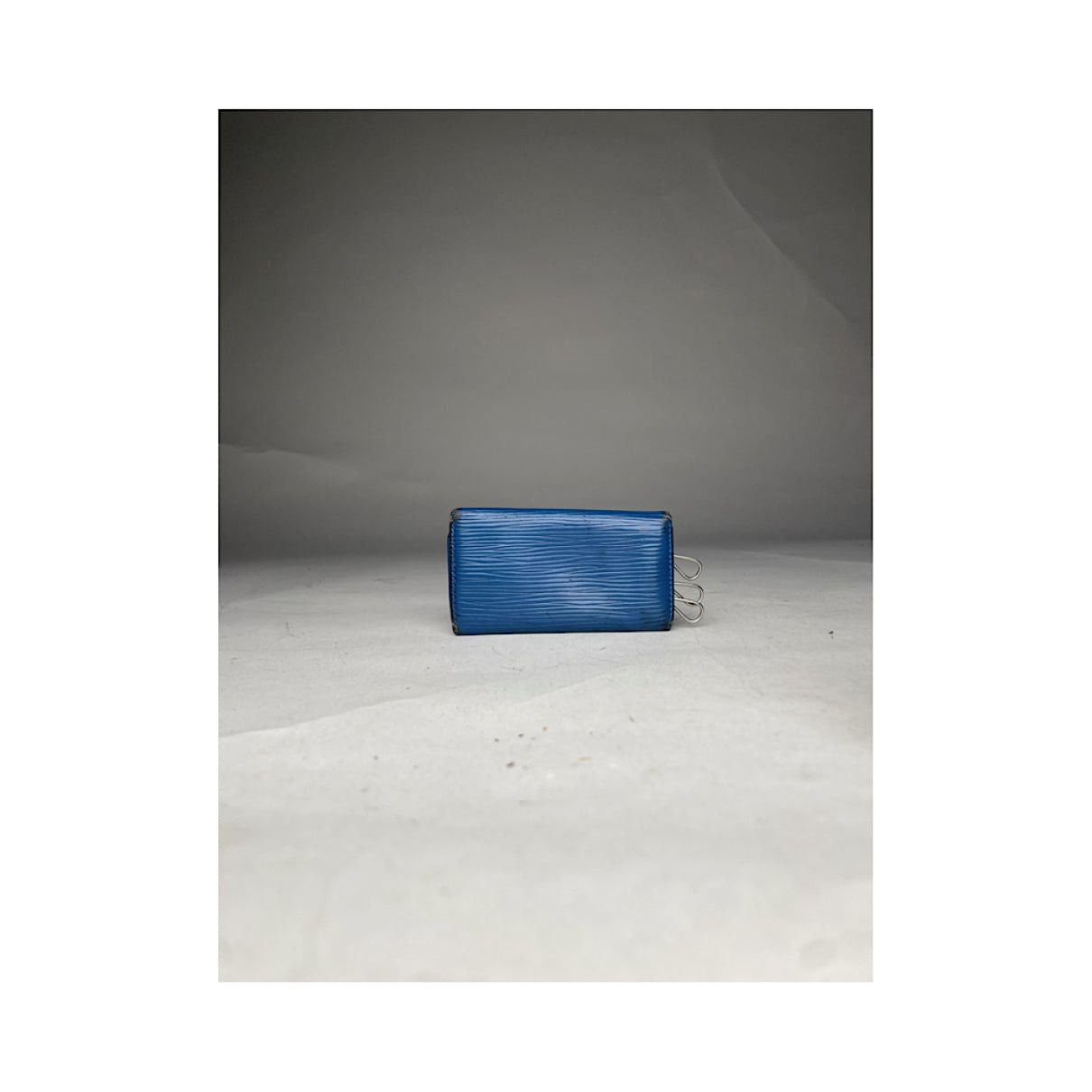 Louis Vuitton Lockme Blue Leather Purse Size ONE SIZE - 2 Thumbnail