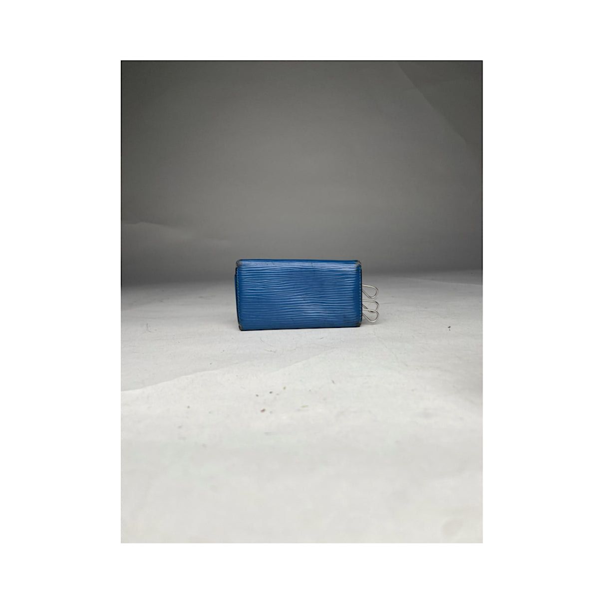 Louis Vuitton Lockme Blue Leather Purse Size ONE SIZE - 4 Thumbnail