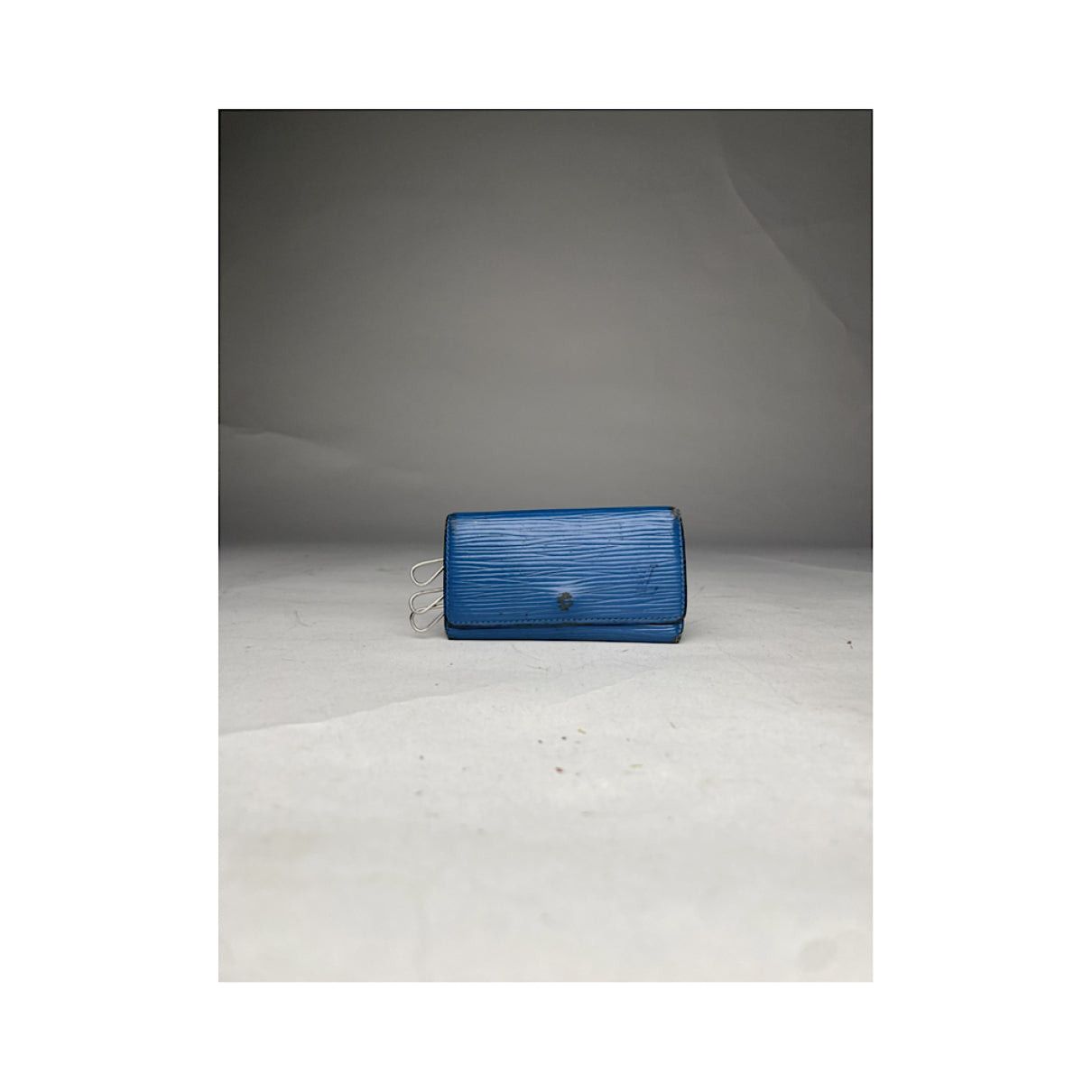 Louis Vuitton Lockme Blue Leather Purse Size ONE SIZE - 3 Thumbnail