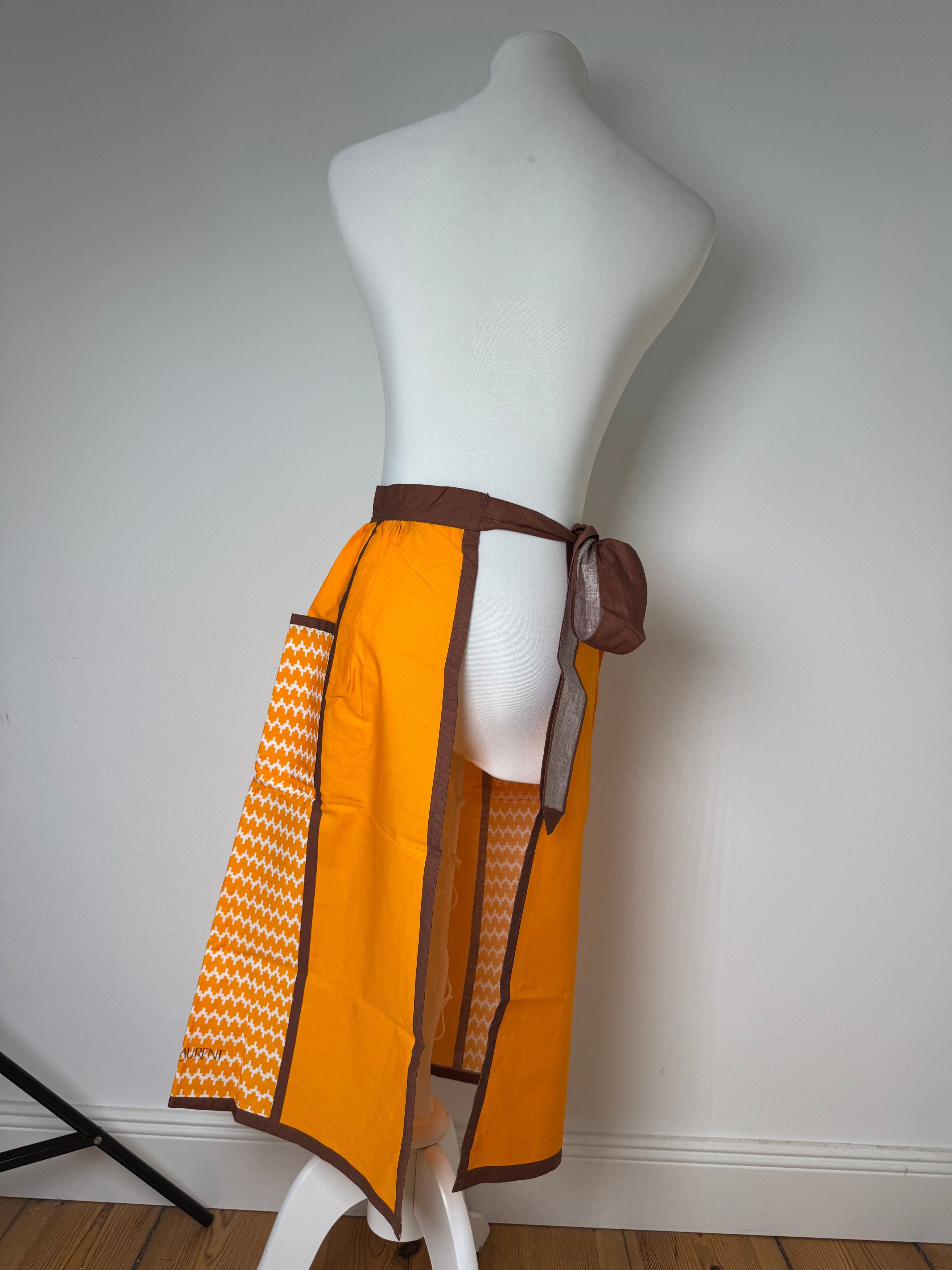 Other Vintage Yves Saint Laurent Skirt Black Yellow Size 30" / US 8 / IT 44 - 2 Thumbnail