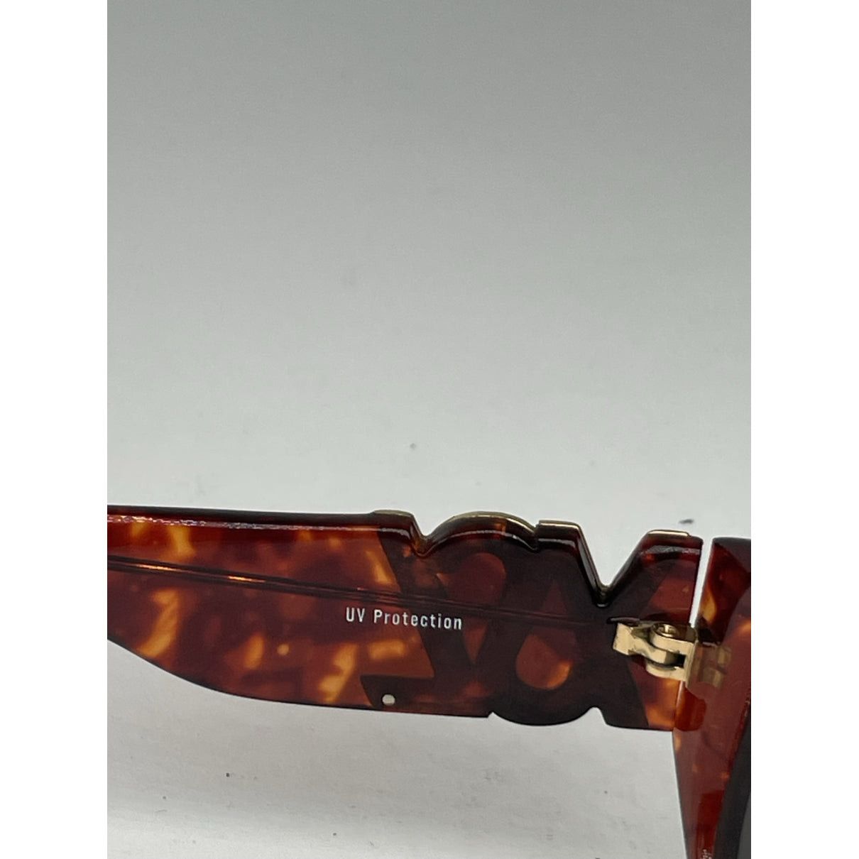 Yves Saint Laurent Brown Plastic Sunglasses Size ONE SIZE - 2 Thumbnail