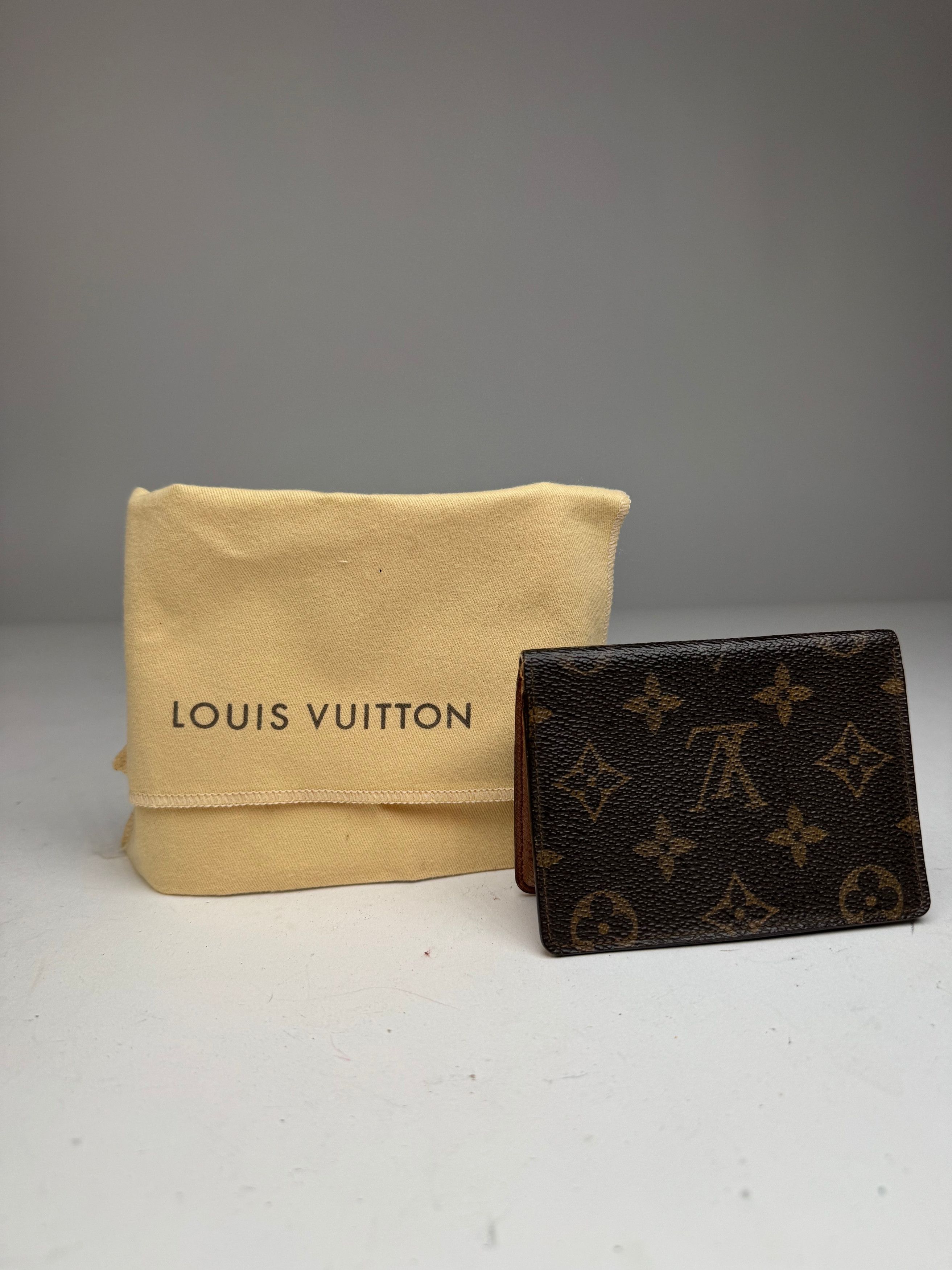 Louis Vuitton Vintage Monogram Card Holder Brown Size ONE SIZE - 2 Thumbnail
