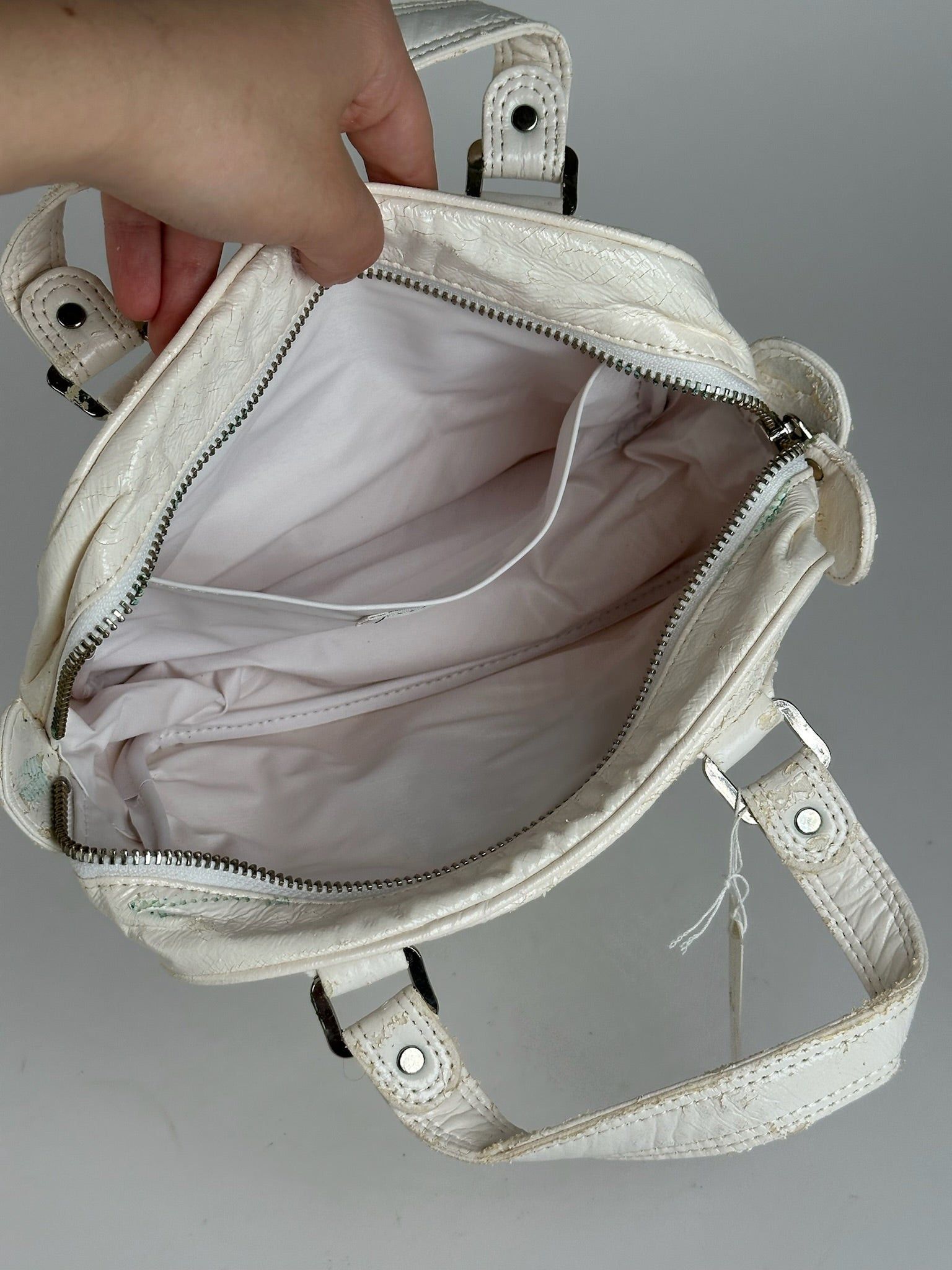 Courreges Vintage Patent Leather bag white new Size ONE SIZE - 6 Thumbnail