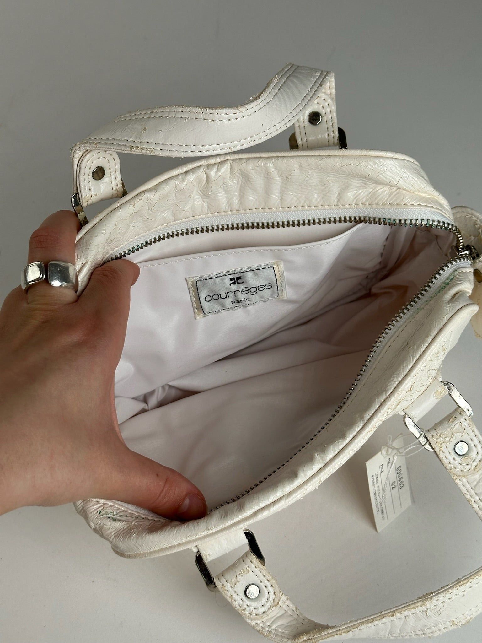 Courreges Vintage Patent Leather bag white new Size ONE SIZE - 7 Thumbnail