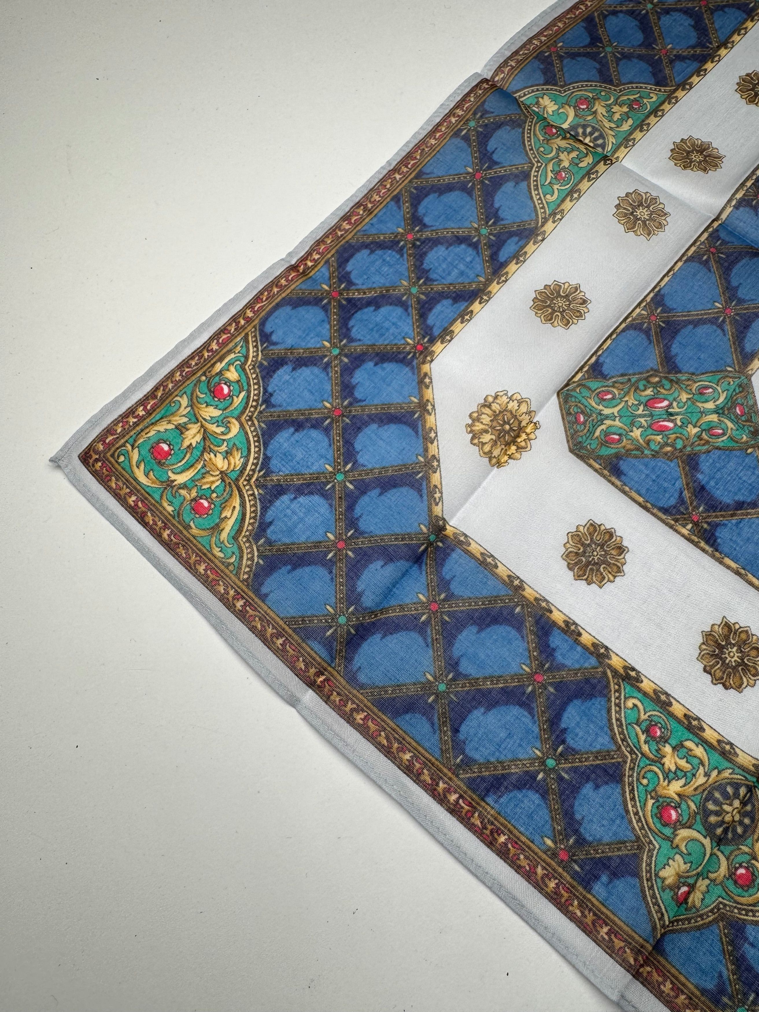 Gucci Vintage Scarf Blue Green Size ONE SIZE - 5 Thumbnail