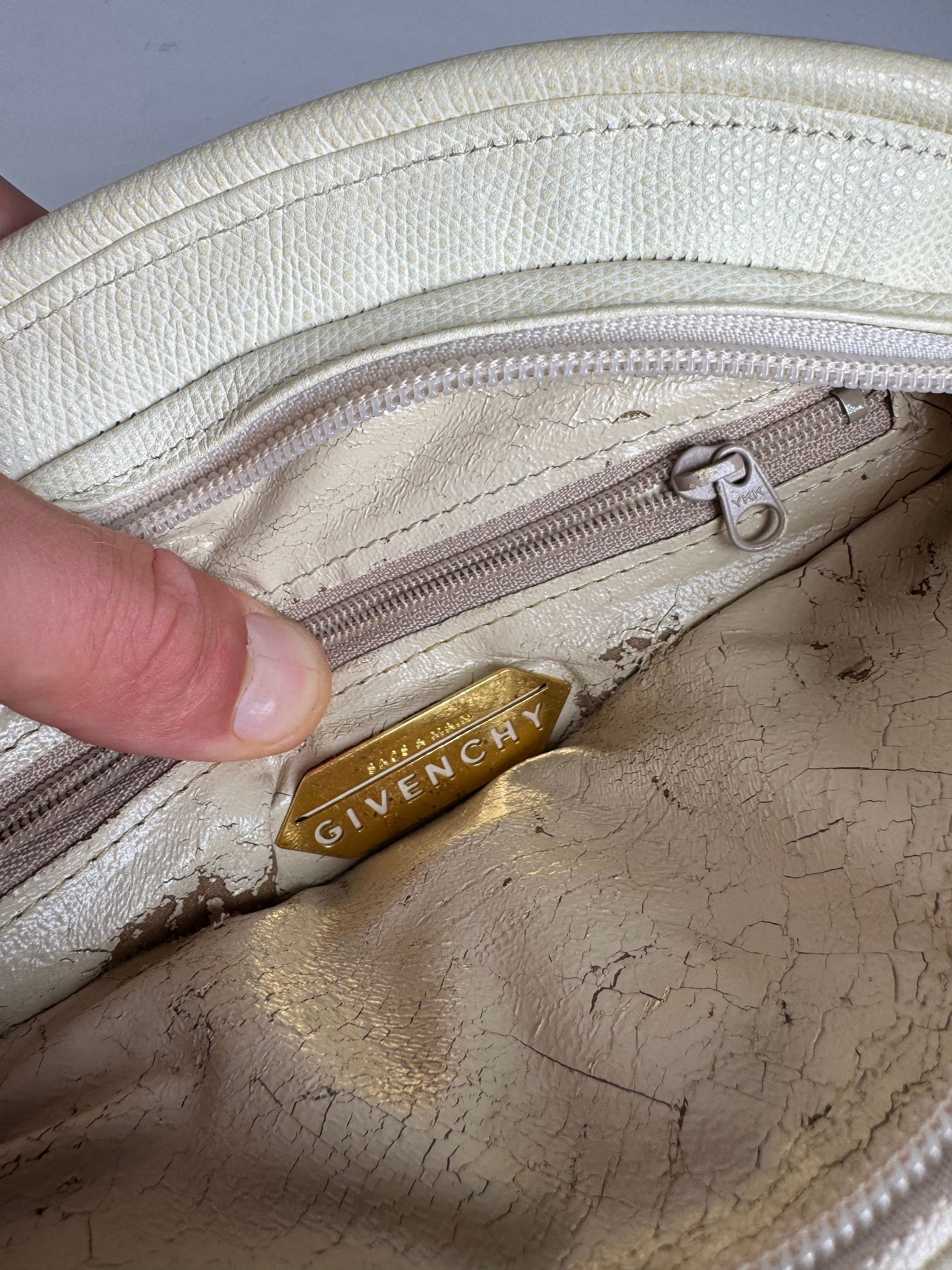 Givenchy Vintage Leather Bag white Size ONE SIZE - 6 Thumbnail