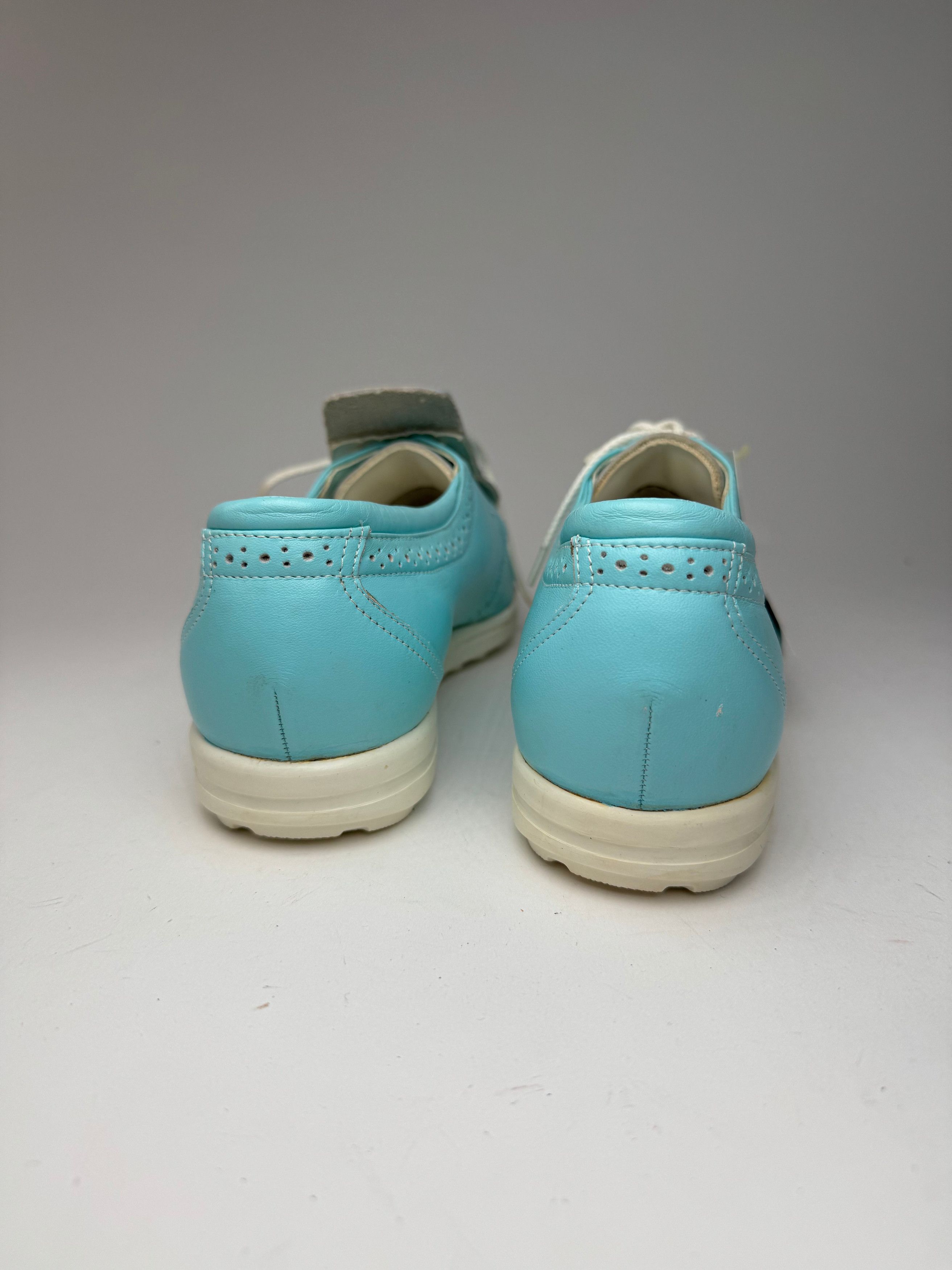 Balenciaga Vintage leather sneaker Turquoise White New EU37 Size US 7 / IT 37 - 4 Thumbnail