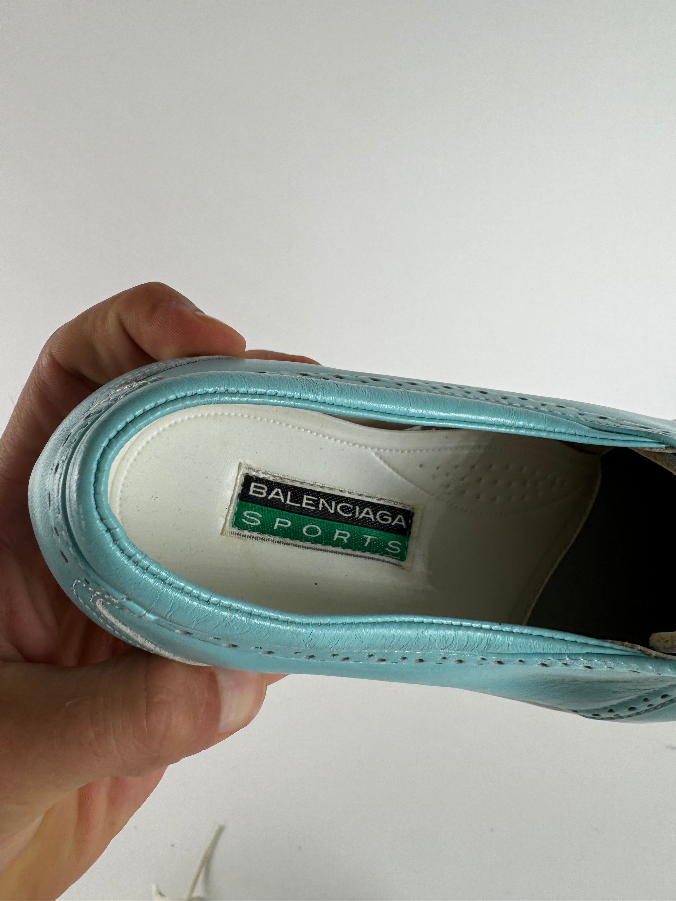 Balenciaga Vintage leather sneaker Turquoise White New EU37 Size US 7 / IT 37 - 8 Thumbnail