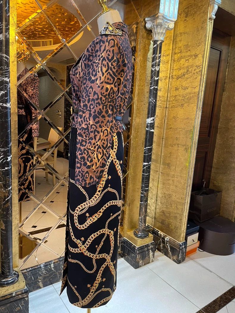 Versace Versace Leopard Print Medusa Chain Coat Dress - dmc Size US 32 / EU 48 - 5 Thumbnail