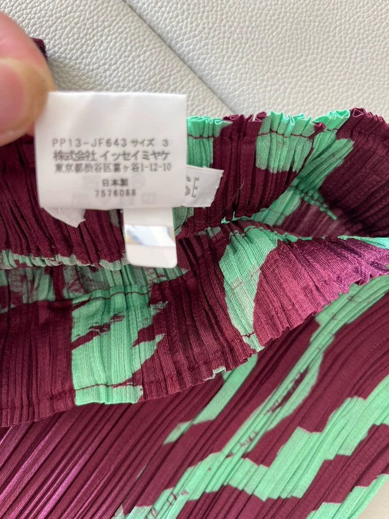 Issey Miyake Issey Miyake Pleats Please Printed Trousers - dmc Size US 36 / EU 52 - 4 Thumbnail