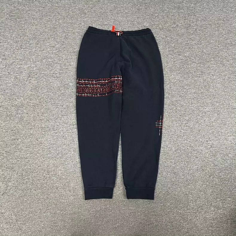 Thom Browne Thom Browne TB Embroidered Stripes Sweatpants - dmc Size US 36 / EU 52 - 2 Thumbnail