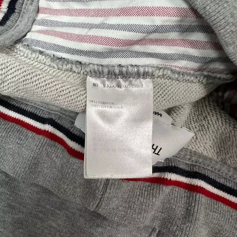 Thom Browne Thom Browne TB 4-Stripe Sweatpants - dmc Size US 30 / EU 46 - 7 Thumbnail