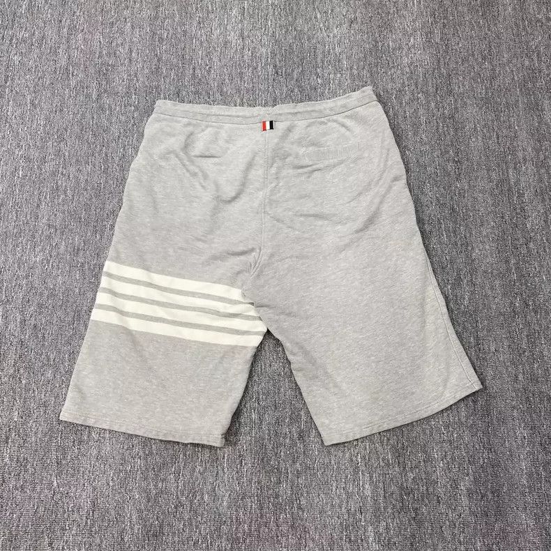 Thom Browne Thom Browne TB Gray Sweat Shorts 5 - dmc Size US 34 / EU 50 - 2 Thumbnail