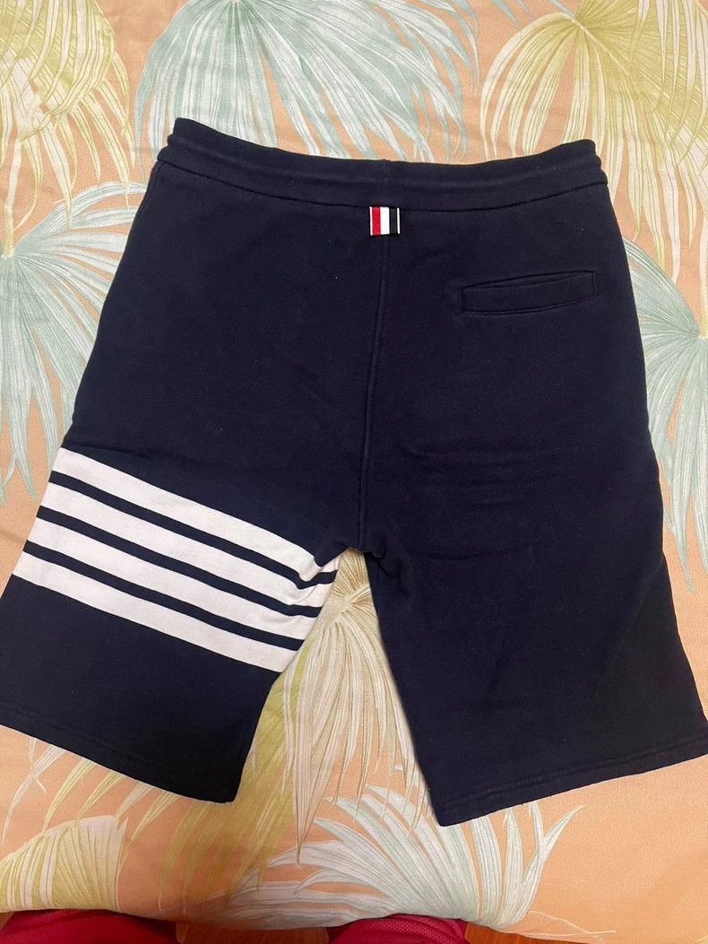Thom Browne THOM BROWNE Classic Stripe Sweat Shorts - dmc Size US 30 / EU 46 - 3 Thumbnail