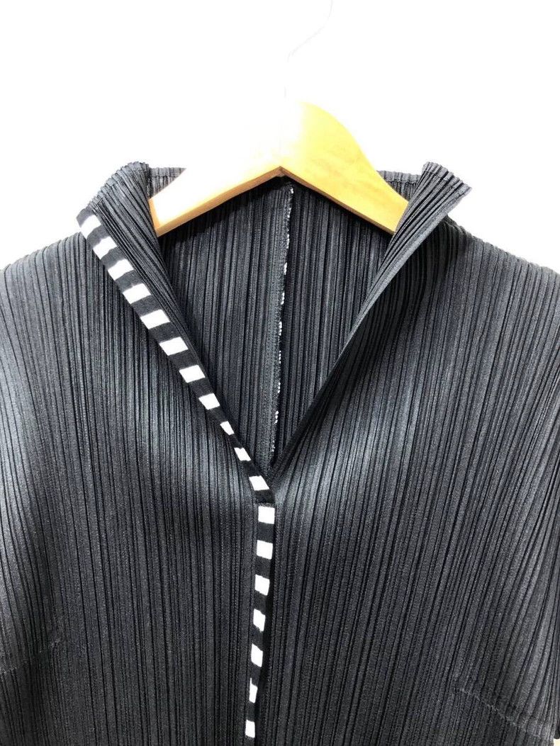 Issey Miyake PLEATS PLEASE Issey Miyake Pleated Top - dmc Size US M / EU 48-50 / 2 - 3 Thumbnail