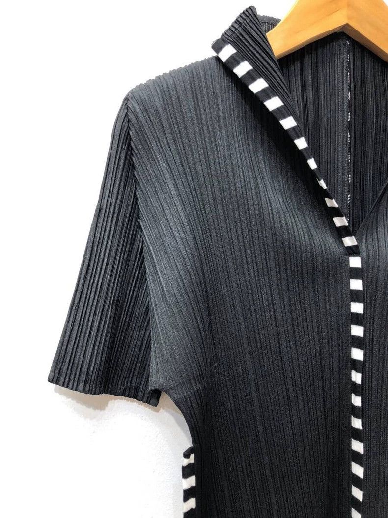 Issey Miyake PLEATS PLEASE Issey Miyake Pleated Top - dmc Size US M / EU 48-50 / 2 - 4 Thumbnail