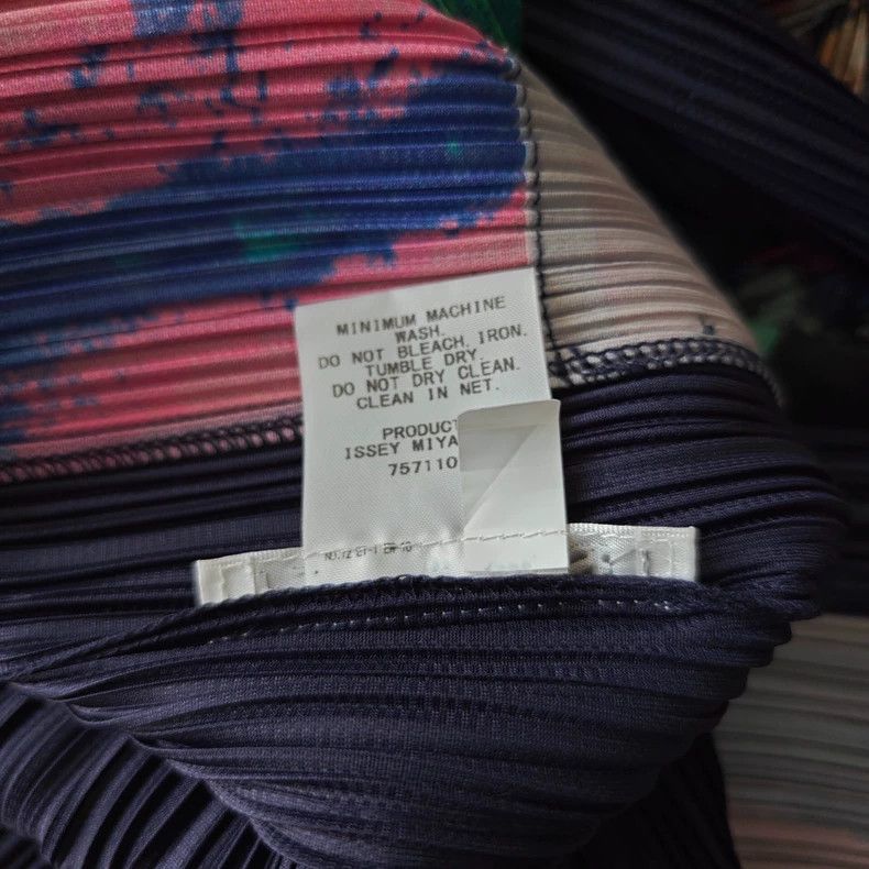 Issey Miyake Issey Miyake Pleats Please Pleated Cardigan - dmc Size US M / EU 48-50 / 2 - 4 Thumbnail