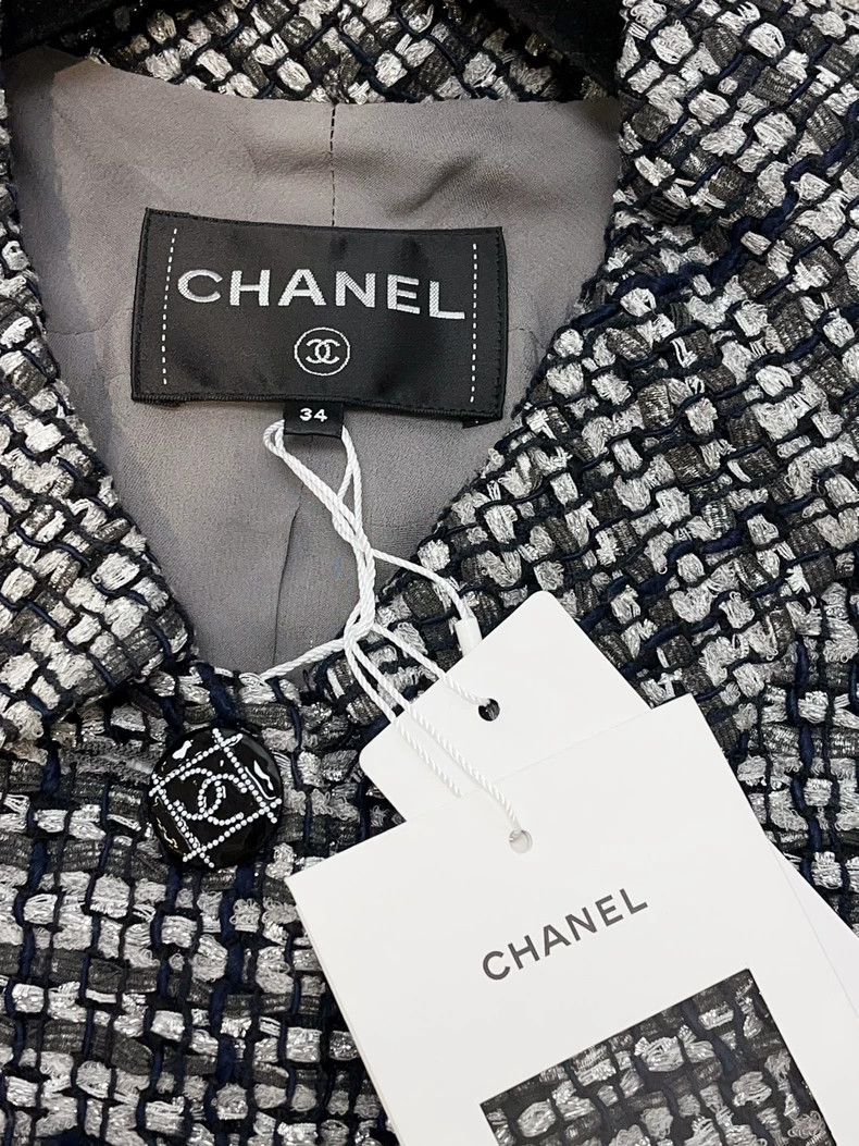 Chanel Chanel Silver Gray Tweed Short Coat - dmc Size US S / EU 44-46 / 1 - 3 Thumbnail
