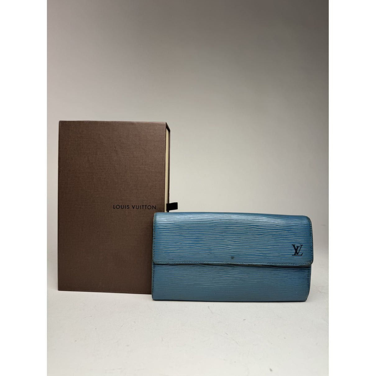 Louis Vuitton Louise Blue Leather Wallet Size ONE SIZE - 3 Thumbnail