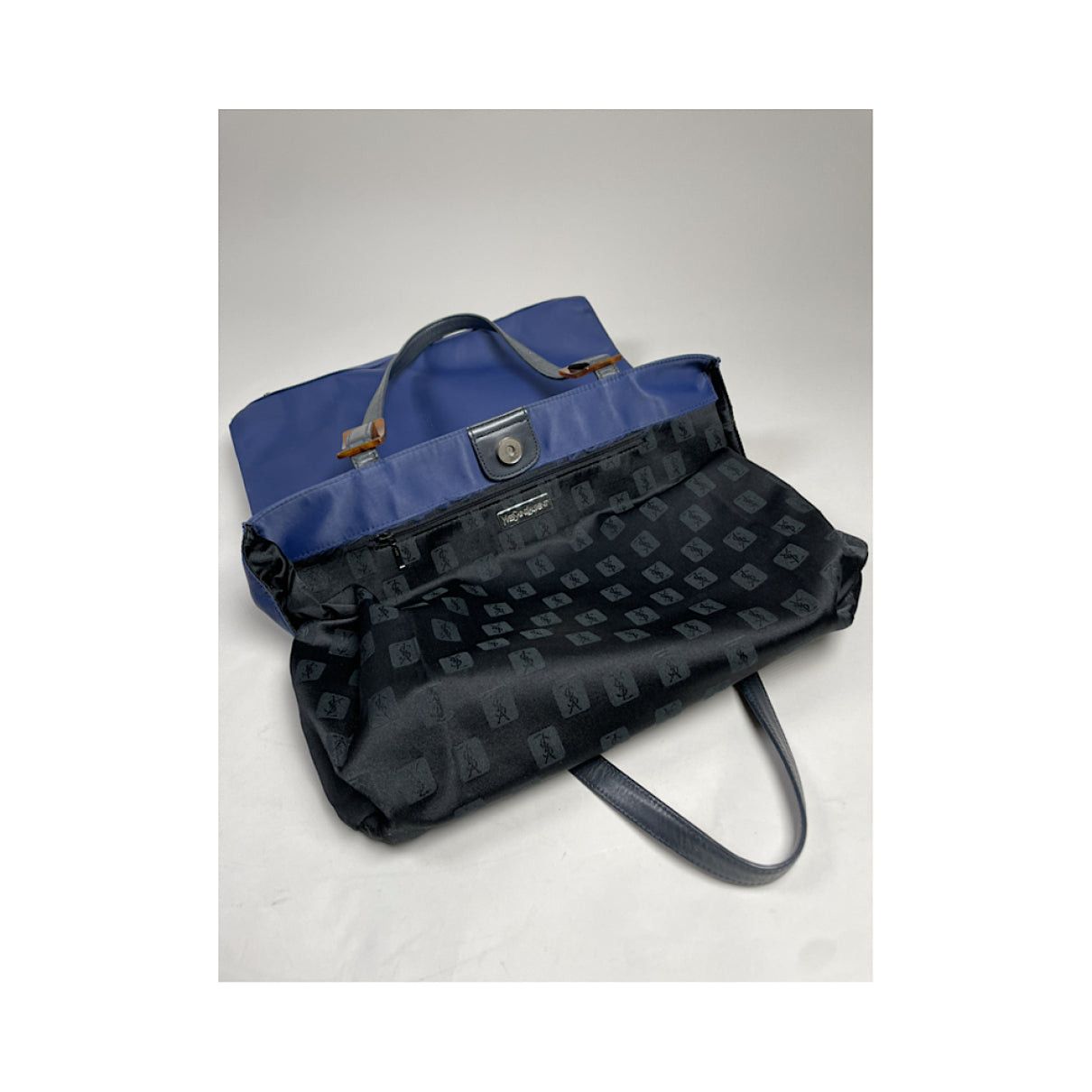 Yves Saint Laurent Blue Leather Handbag Size ONE SIZE - 2 Thumbnail