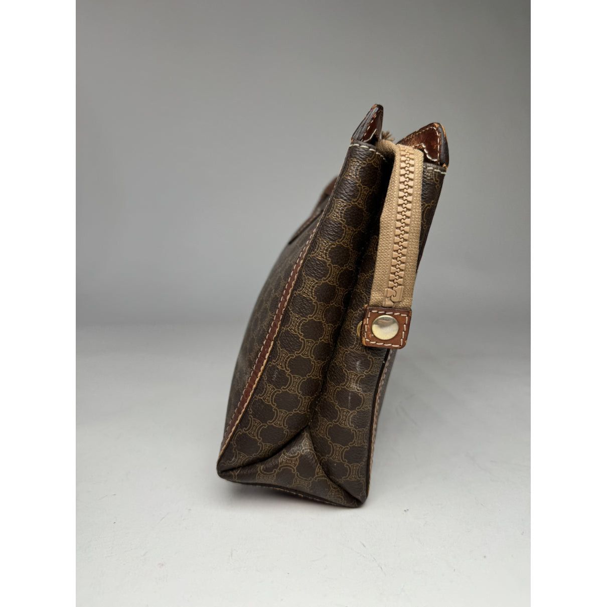Celine Triomphe Brown Leather Clutch Bag Size ONE SIZE - 2 Thumbnail