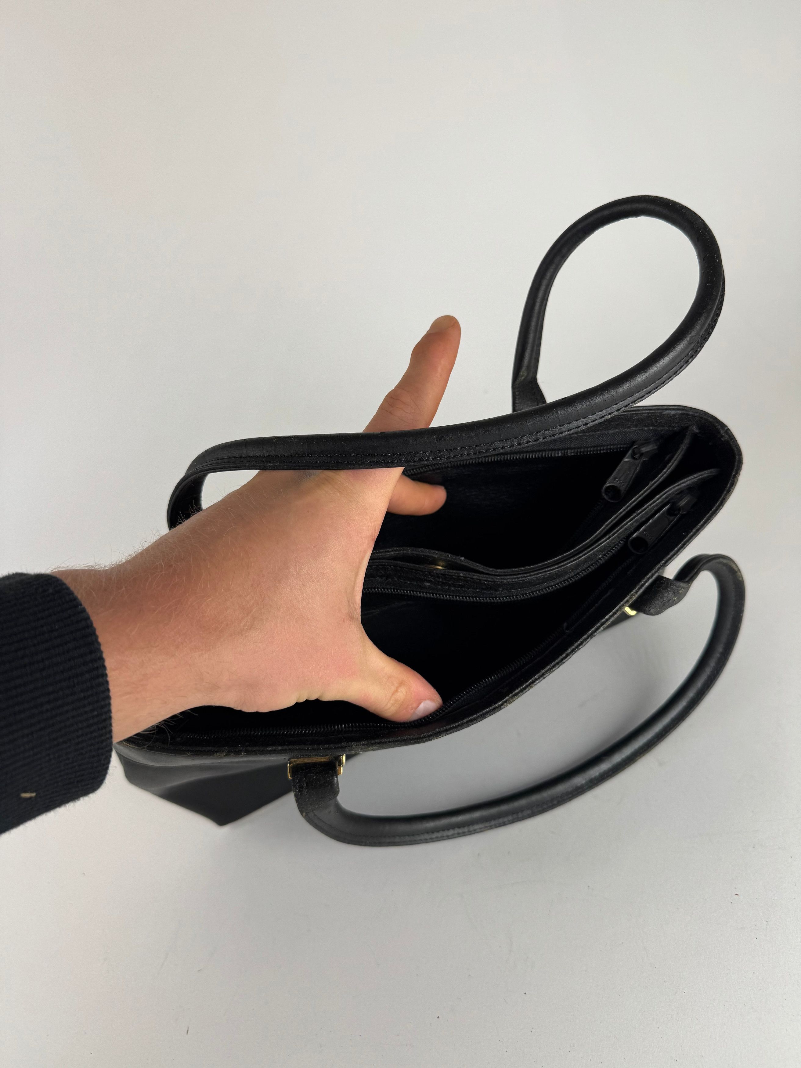 Givenchy Vintage 4G leather bag black Size ONE SIZE - 4 Thumbnail