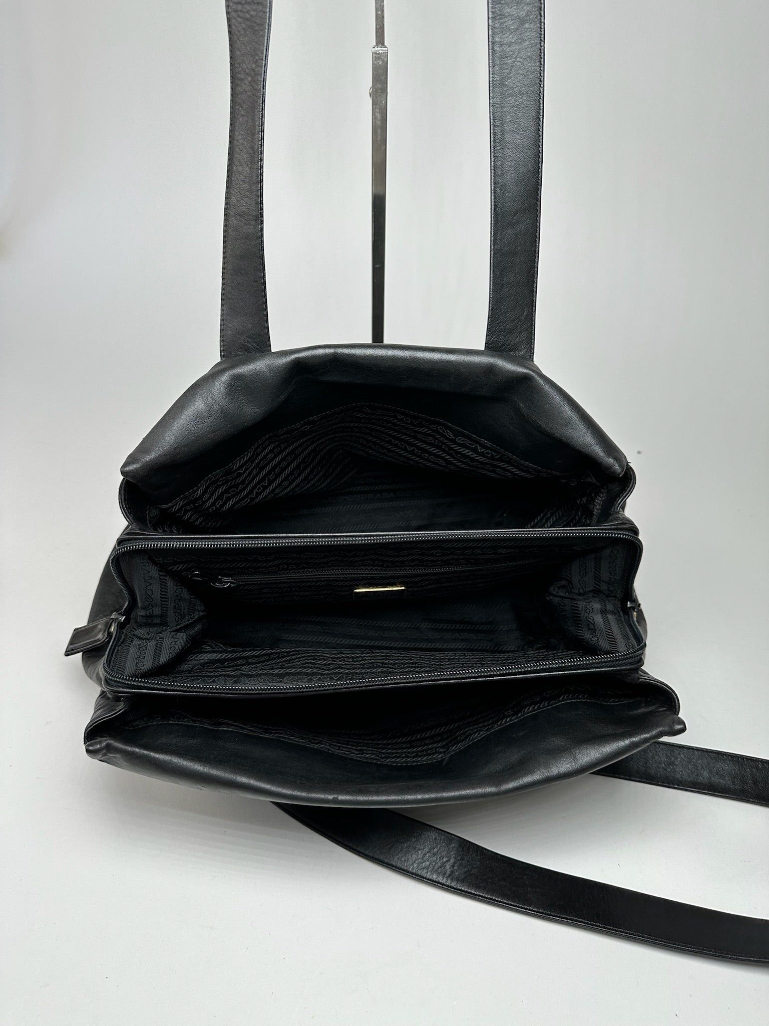 Prada Vintage Leather Bag Black Size ONE SIZE - 3 Thumbnail