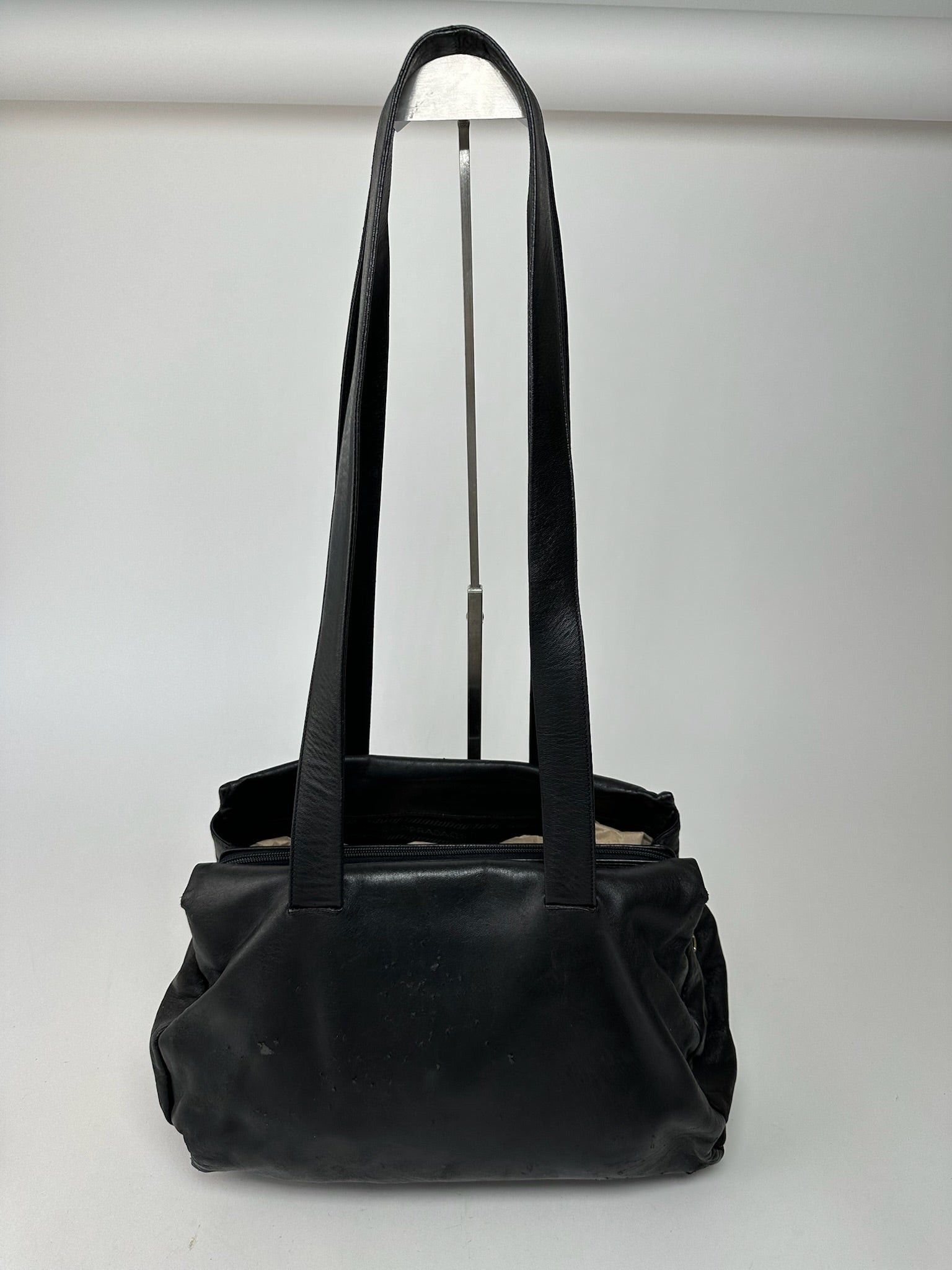 Prada Vintage Leather Bag Black Size ONE SIZE - 2 Thumbnail