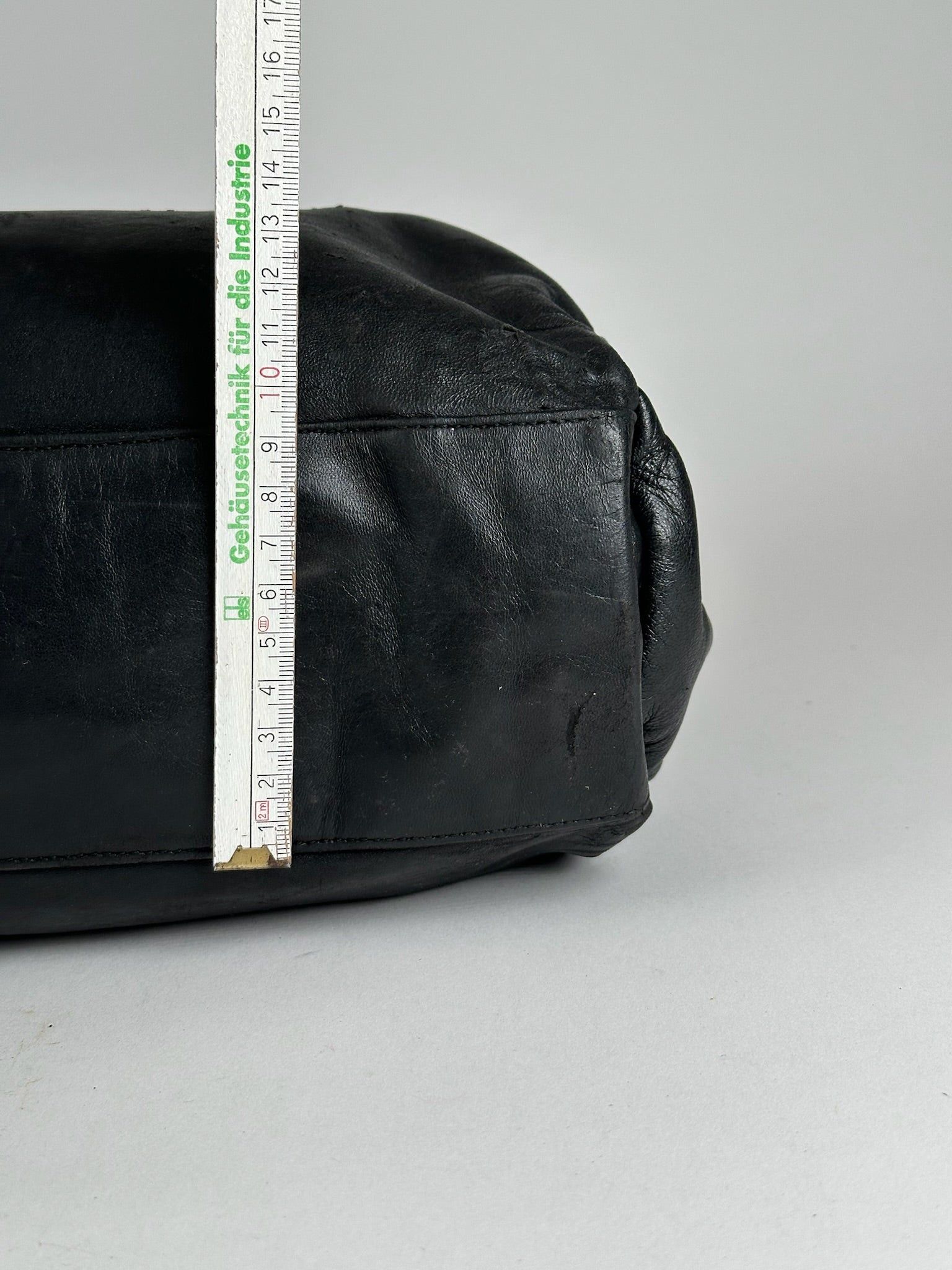 Prada Vintage Leather Bag Black Size ONE SIZE - 6 Thumbnail