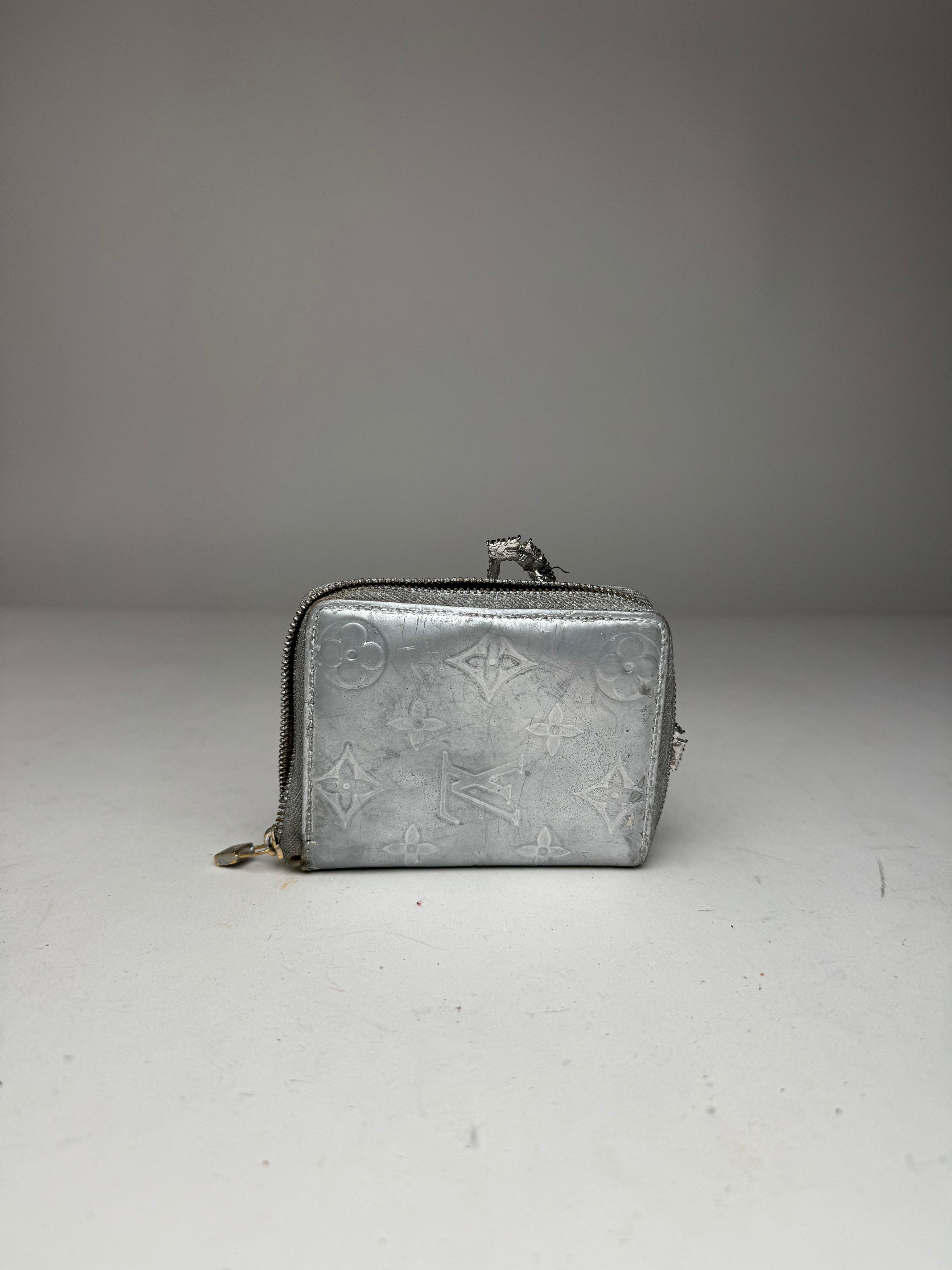 Louis Vuitton Vintage Vernis Leather Wallet Silver Size ONE SIZE - 5 Thumbnail